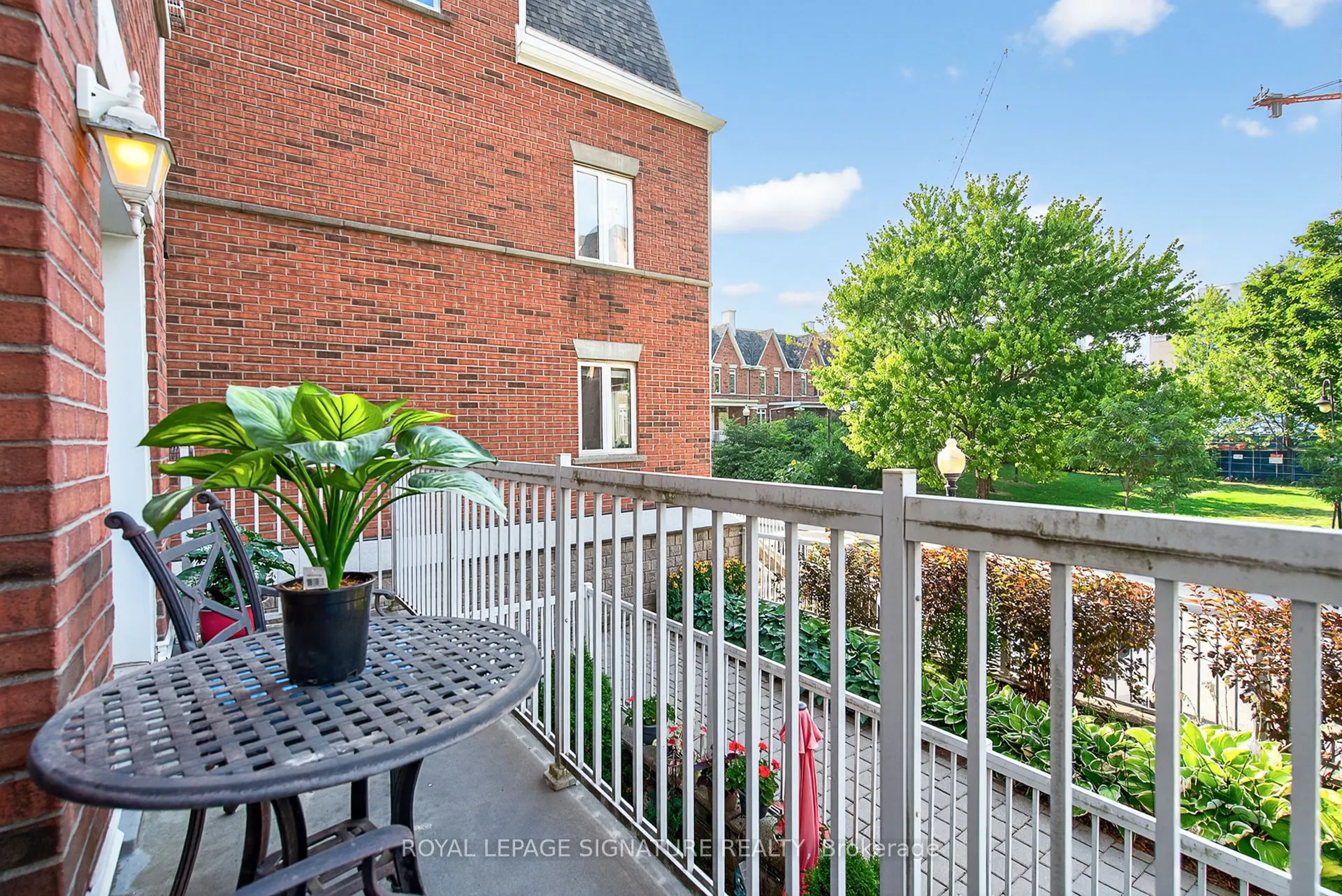 12 Sudbury Street, #411