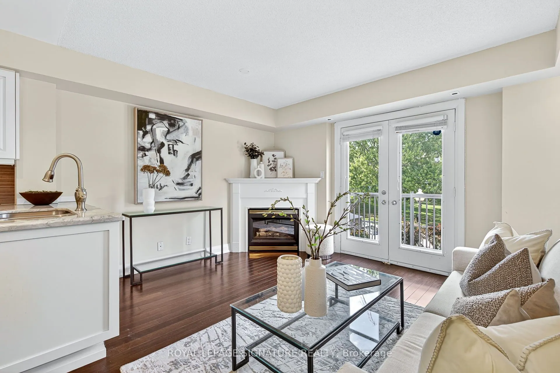 12 Sudbury Street, #411
