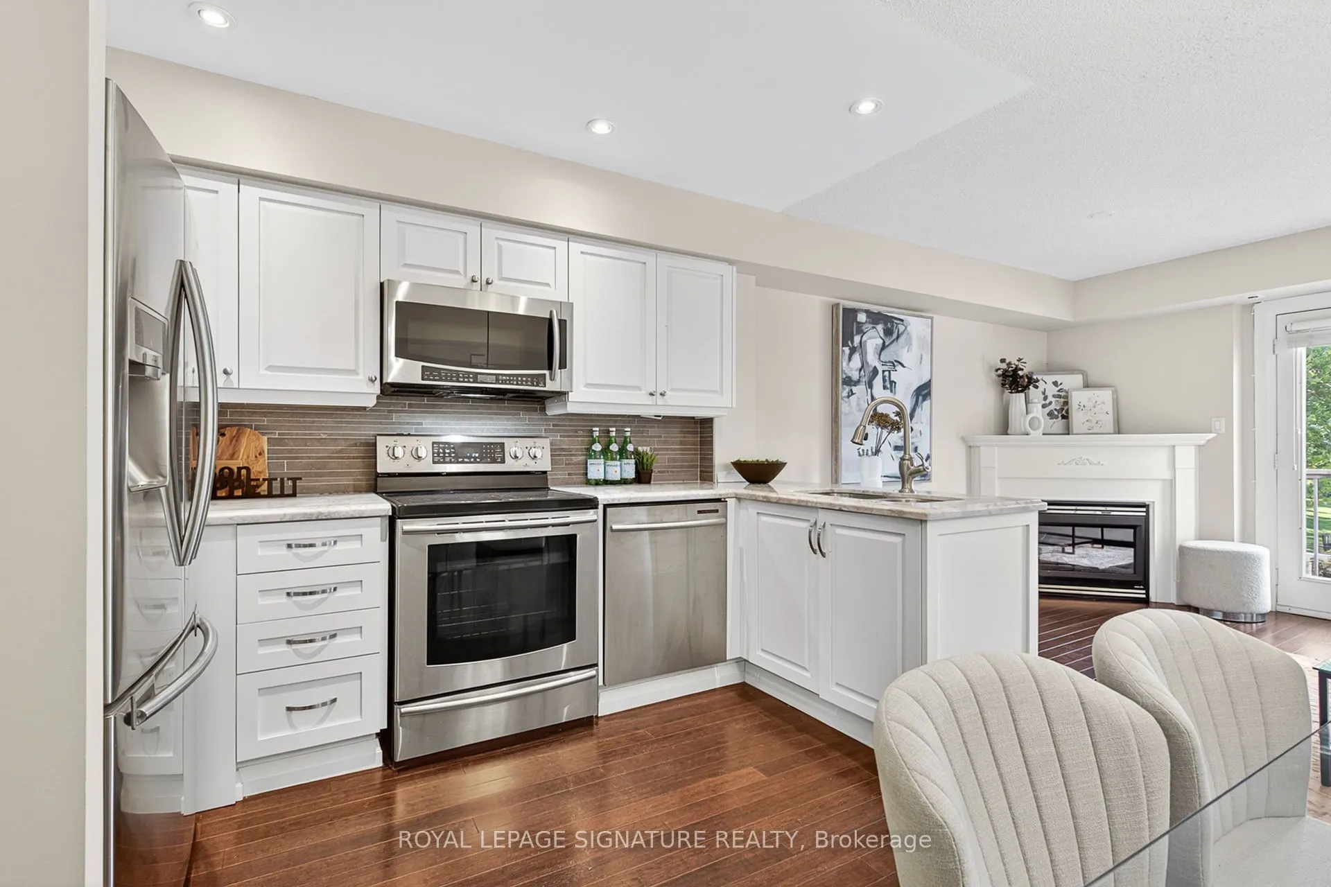 12 Sudbury Street, #411