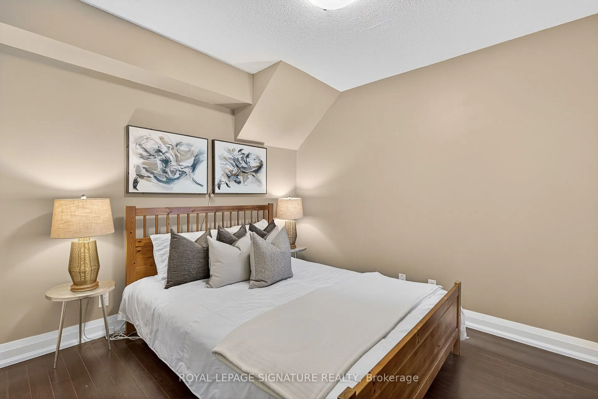 12 Sudbury Street, #411
