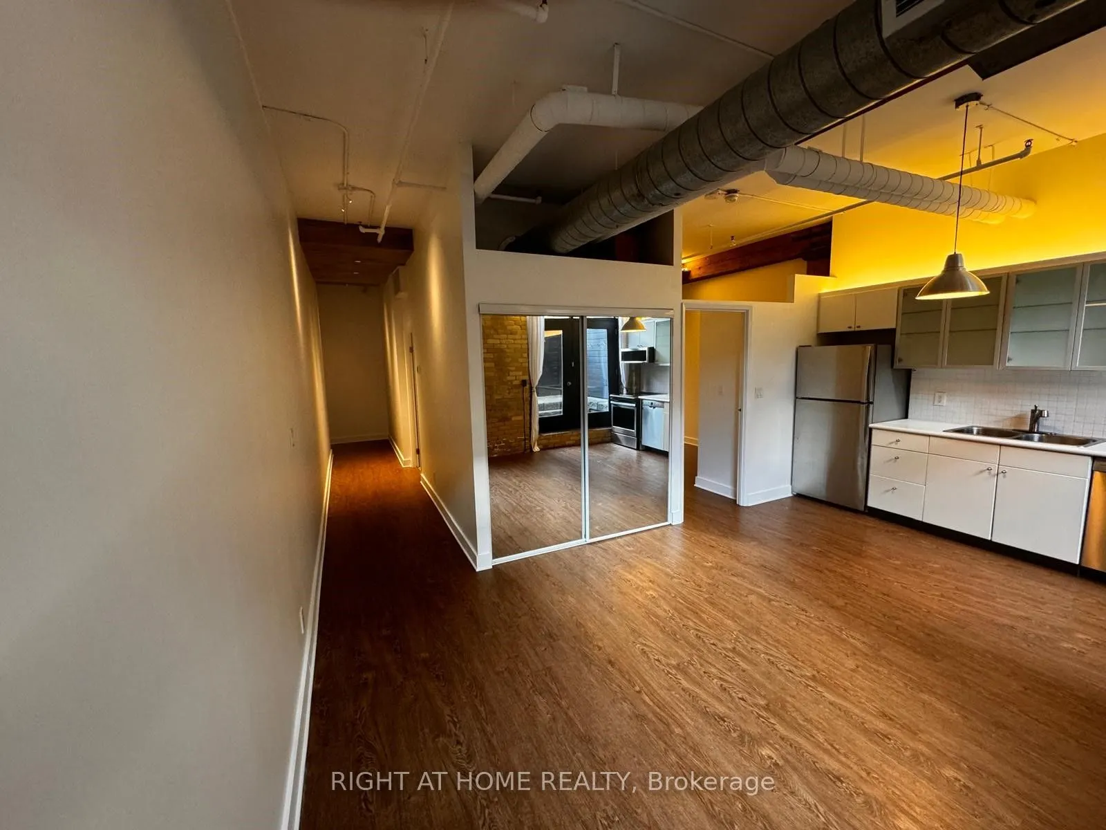 383 Adelaide Street E, #106