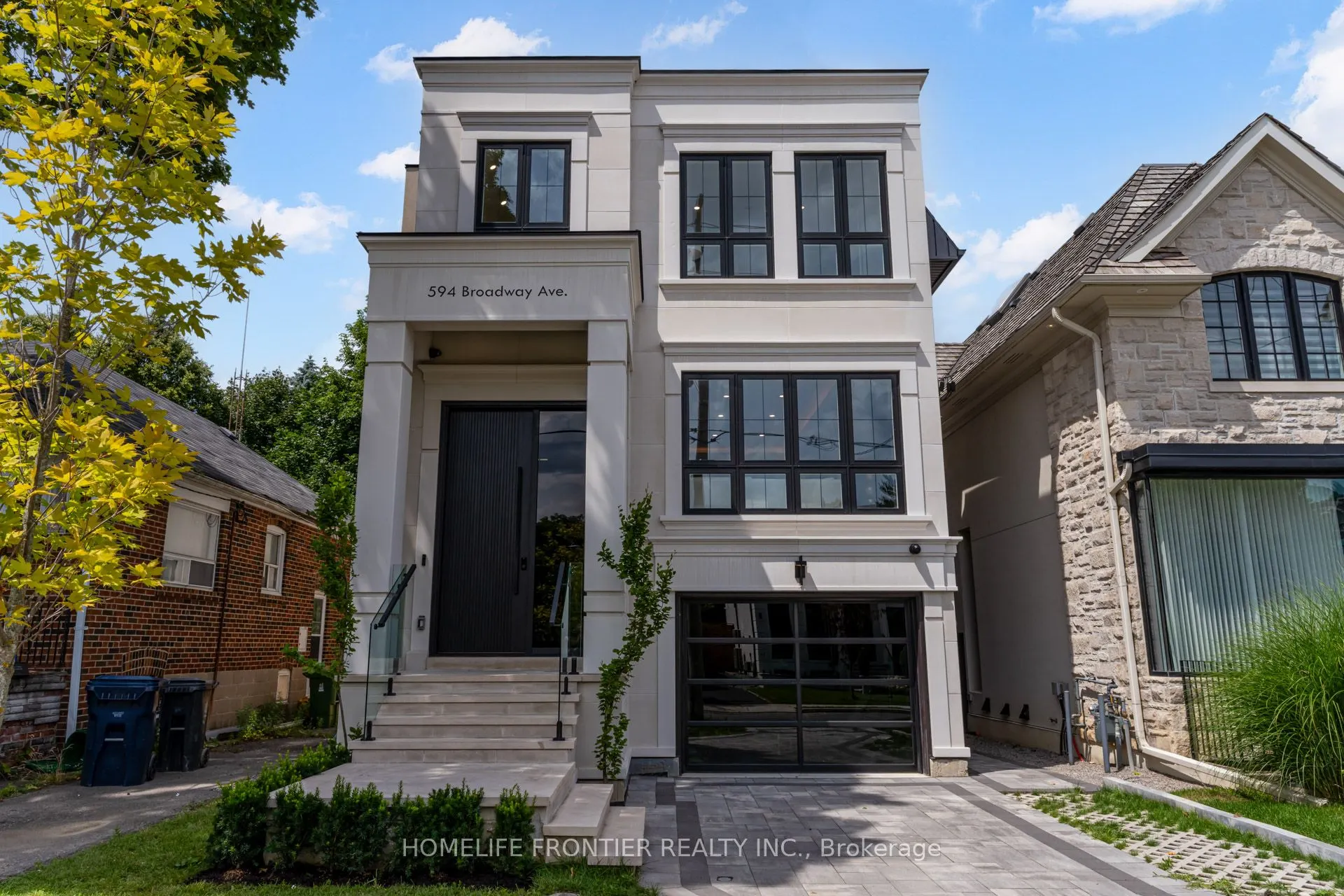 594 Broadway Avenue