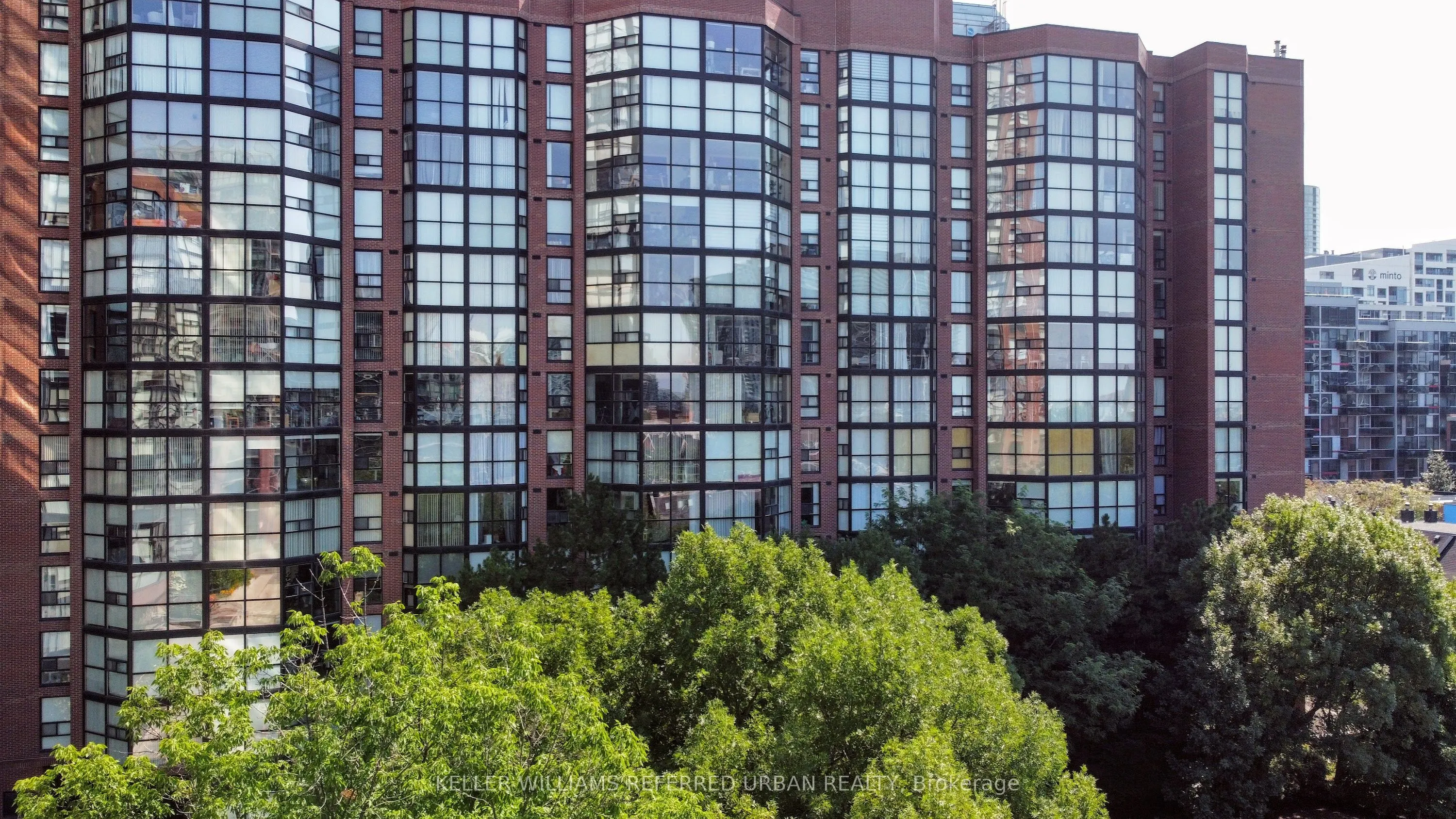 701 King Street W, #904
