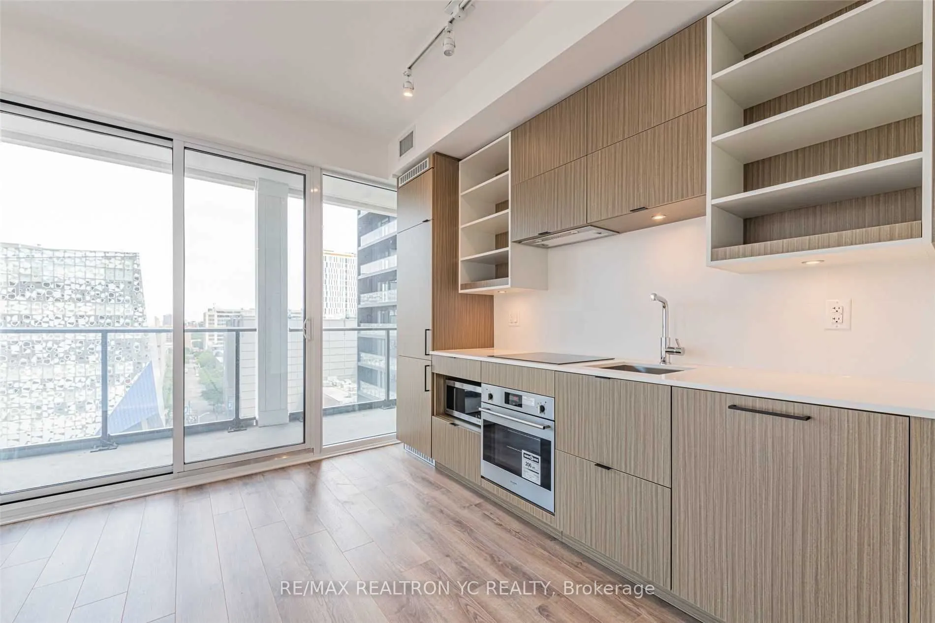 20 Edward Street, #717