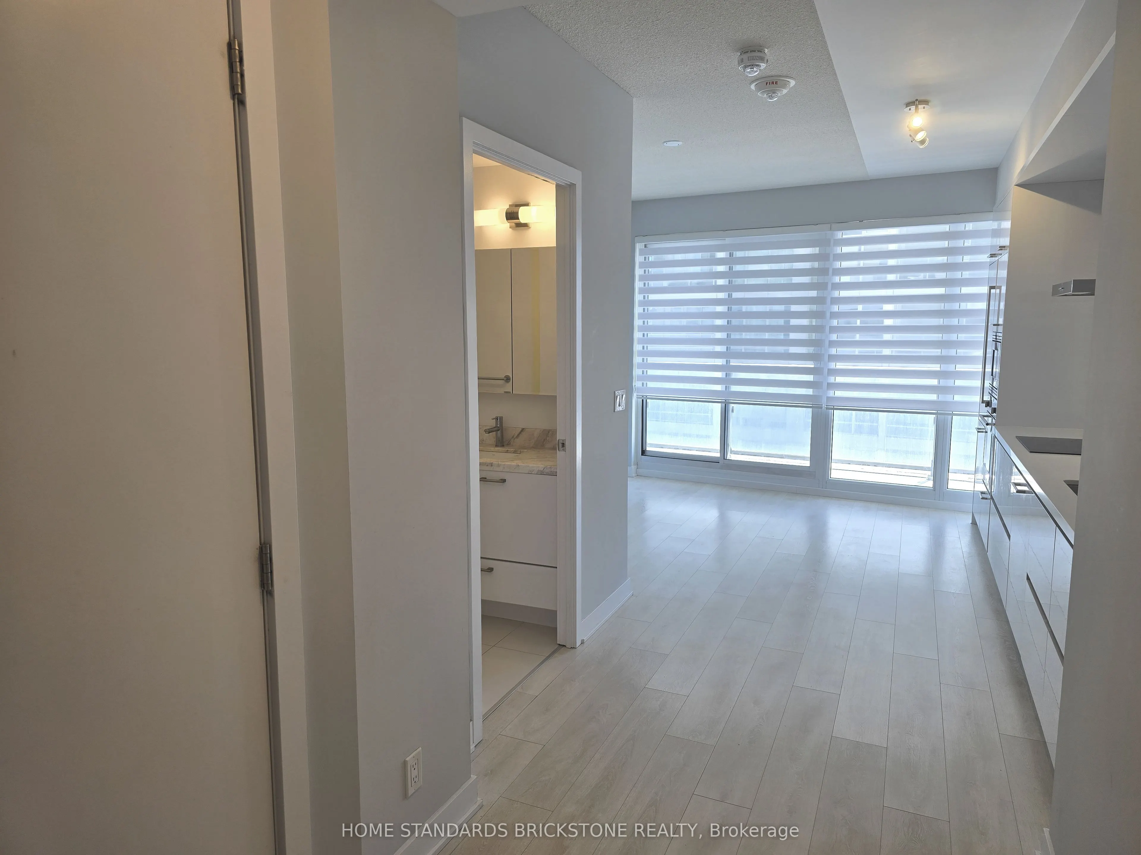 2221 Yonge Street, #3106