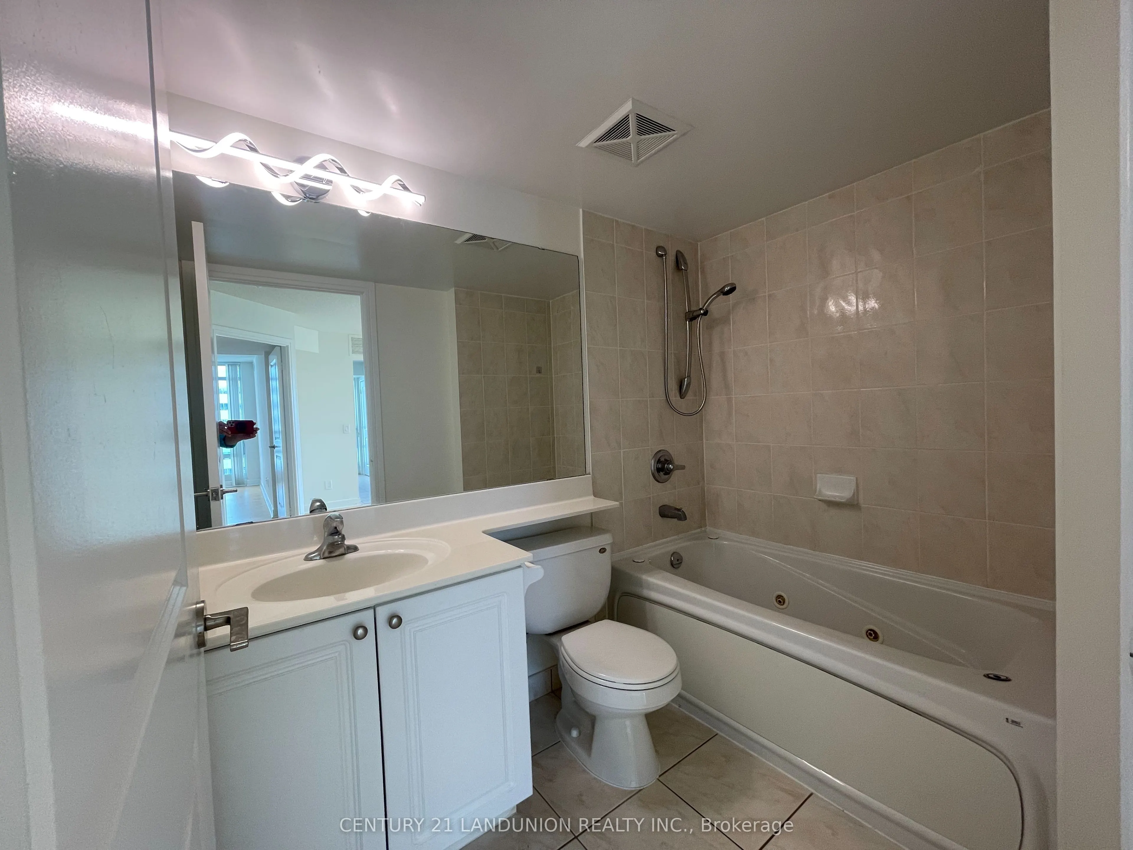 35 Bales Avenue, #2115