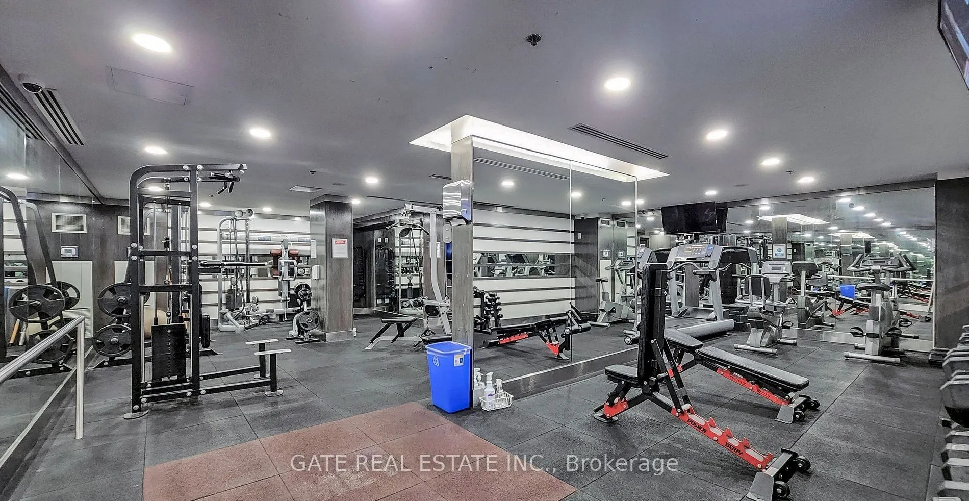 21 Carlton Street, #1705