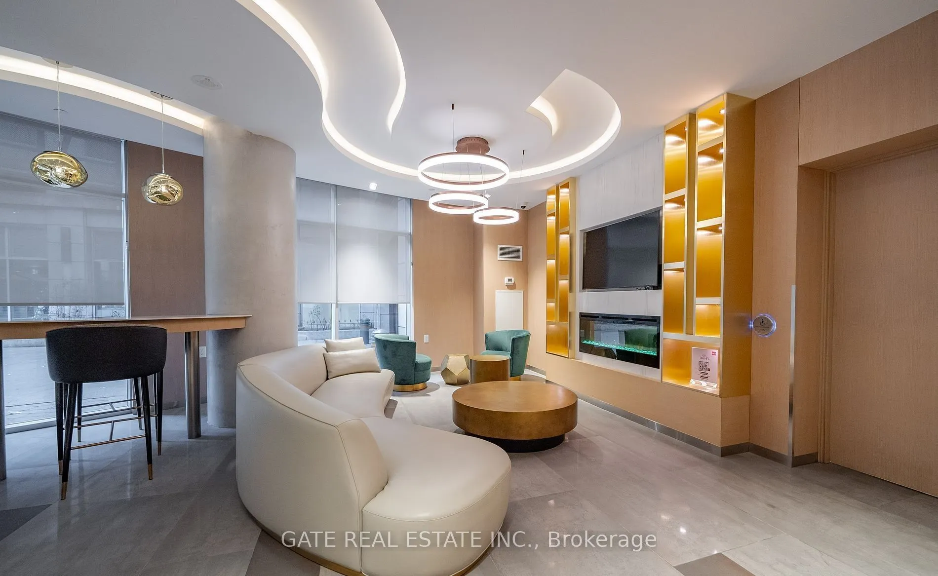 21 Carlton Street, #1705