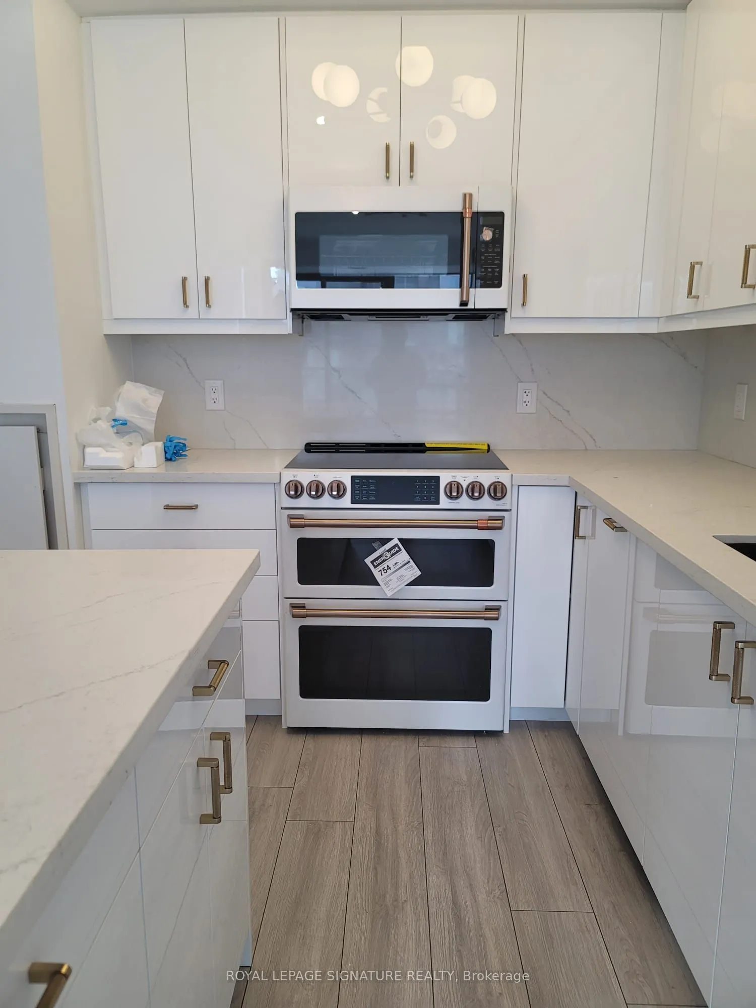 438 King Street W, #1311