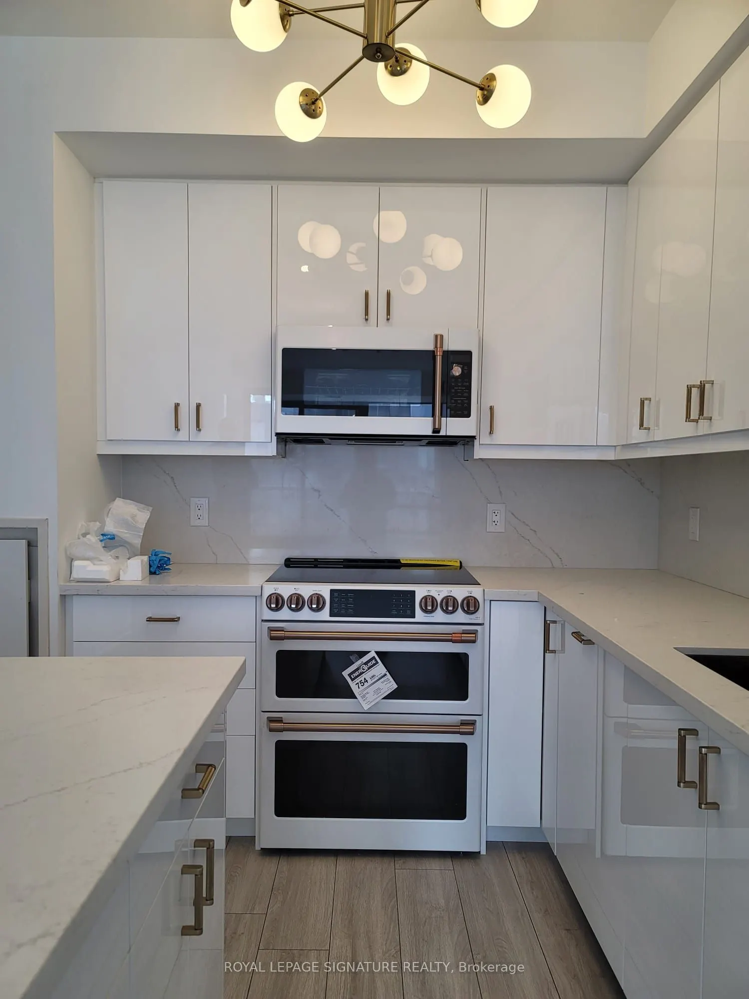 438 King Street W, #1311