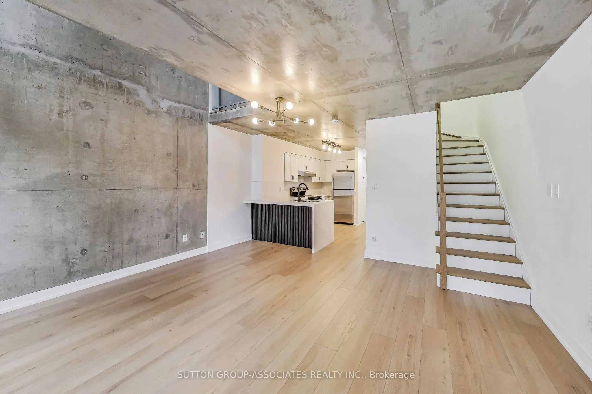 1029 King Street W, #213