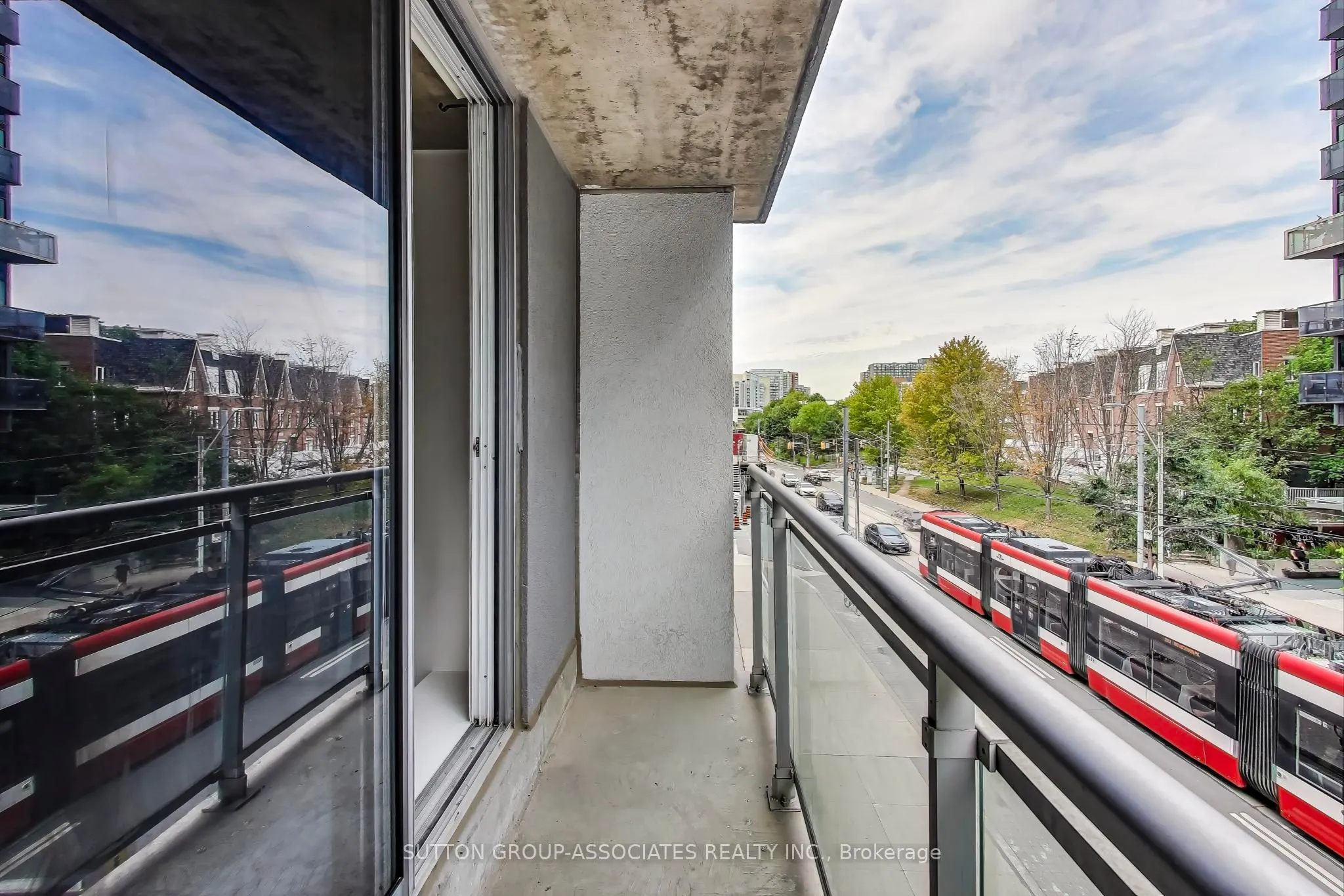 1029 King Street W, #213
