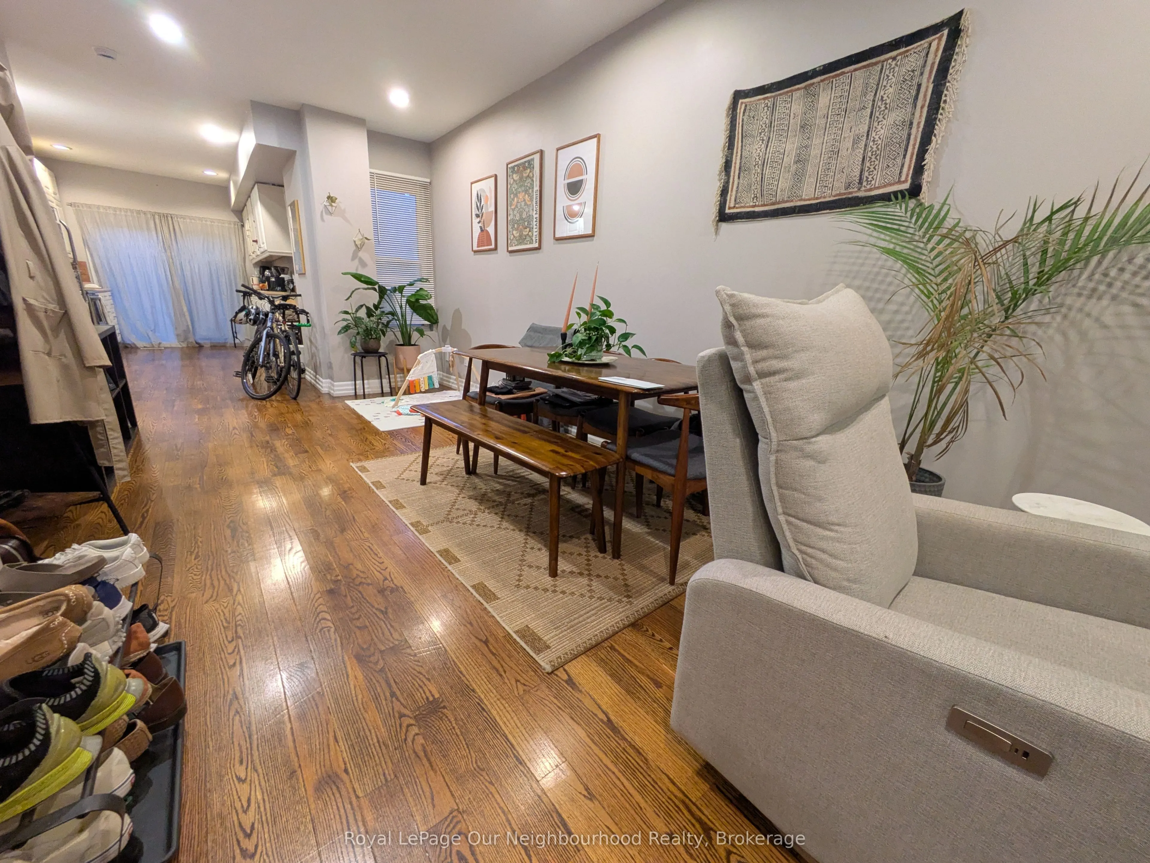 86 Asquith Avenue, #Lower