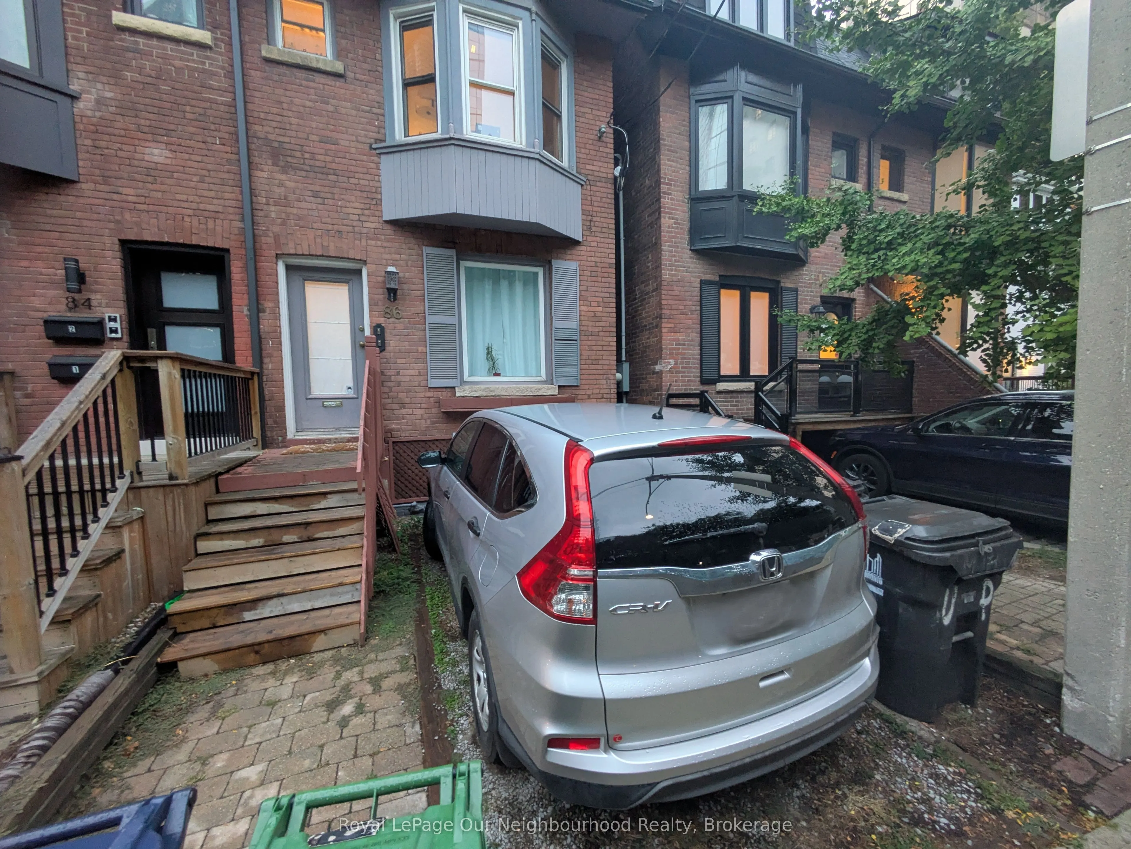 86 Asquith Avenue, #Lower