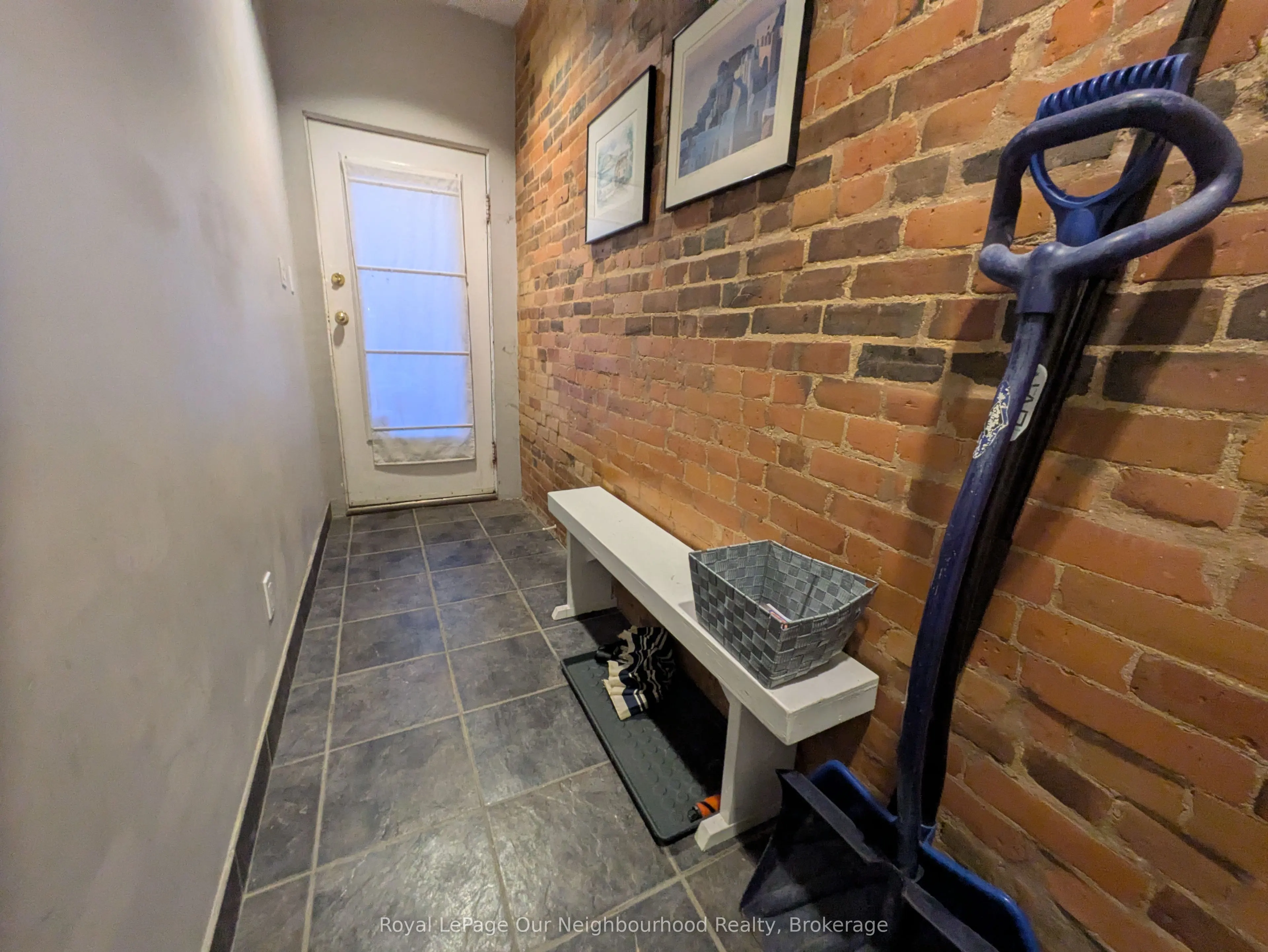 86 Asquith Avenue, #Lower