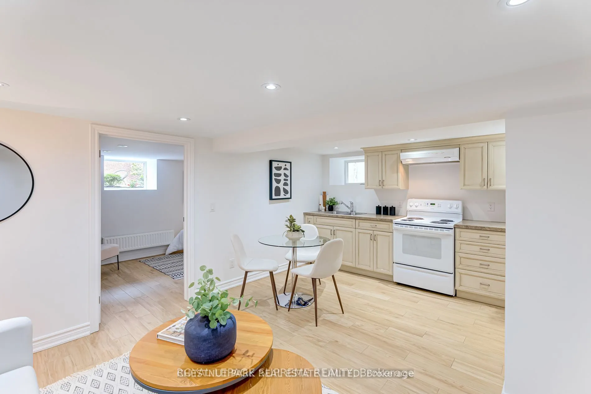 173 Arlington Avenue, #Lower