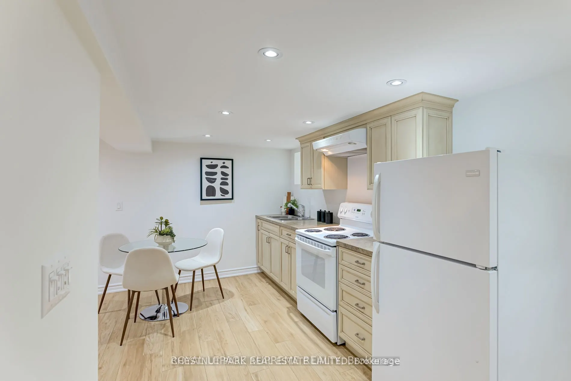 173 Arlington Avenue, #Lower