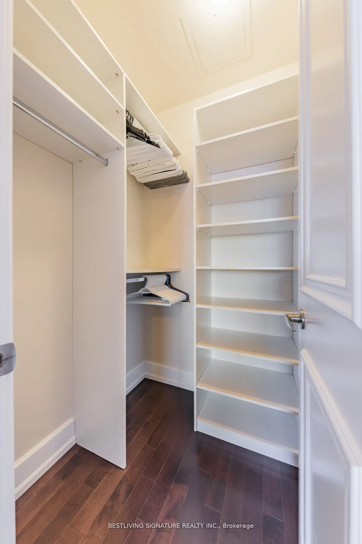 650 Sheppard Avenue E, #609