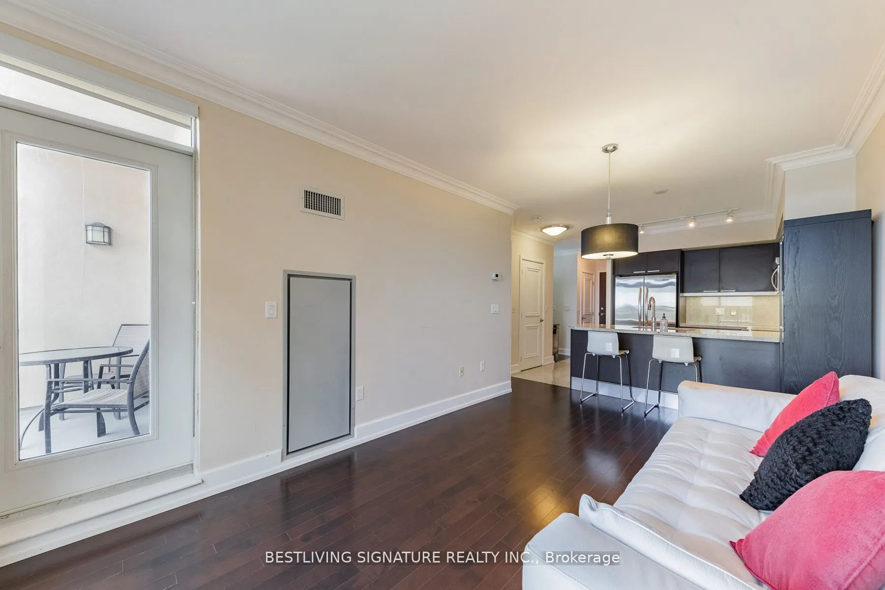 650 Sheppard Avenue E, #609