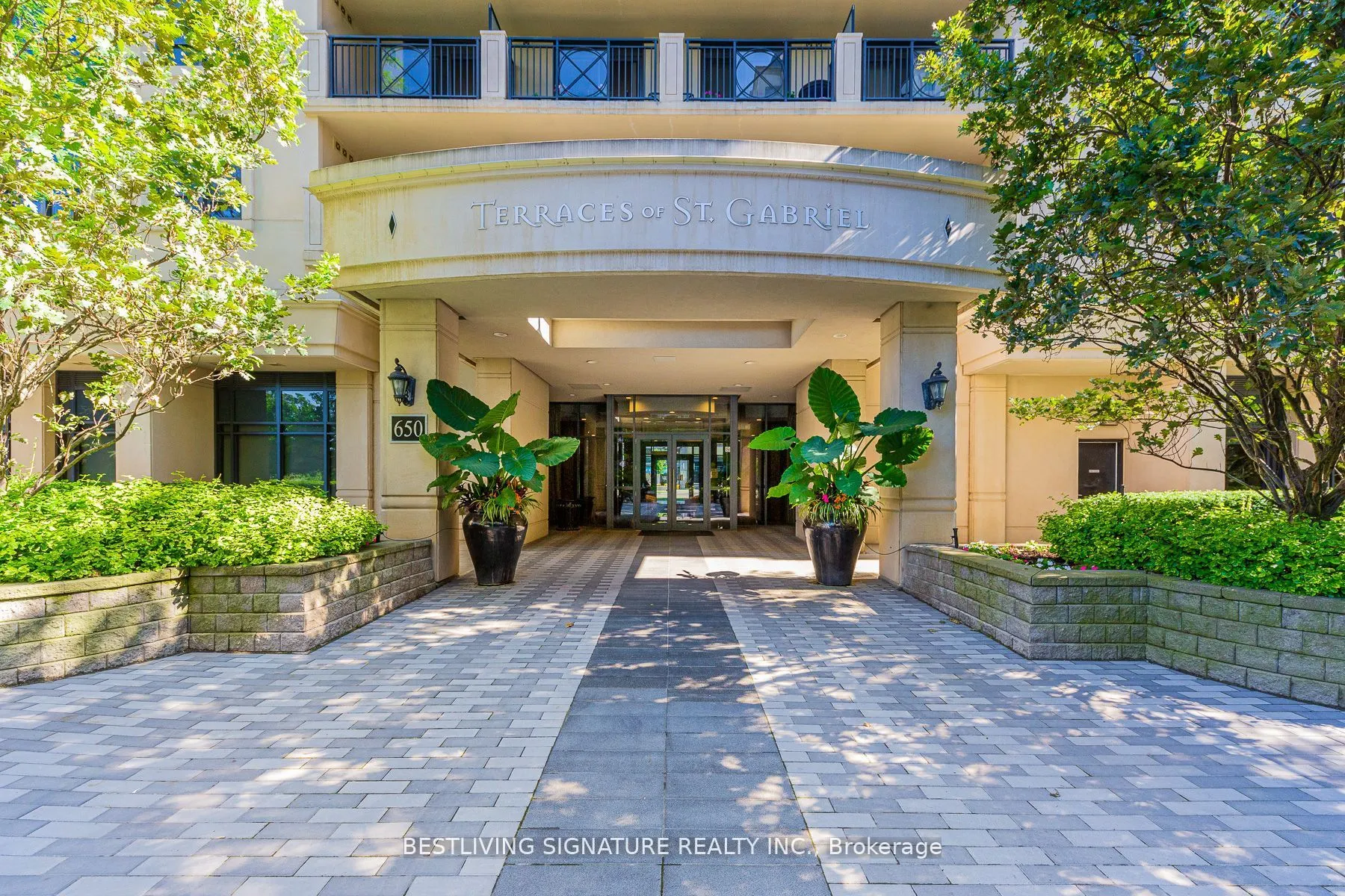 650 Sheppard Avenue E, #609