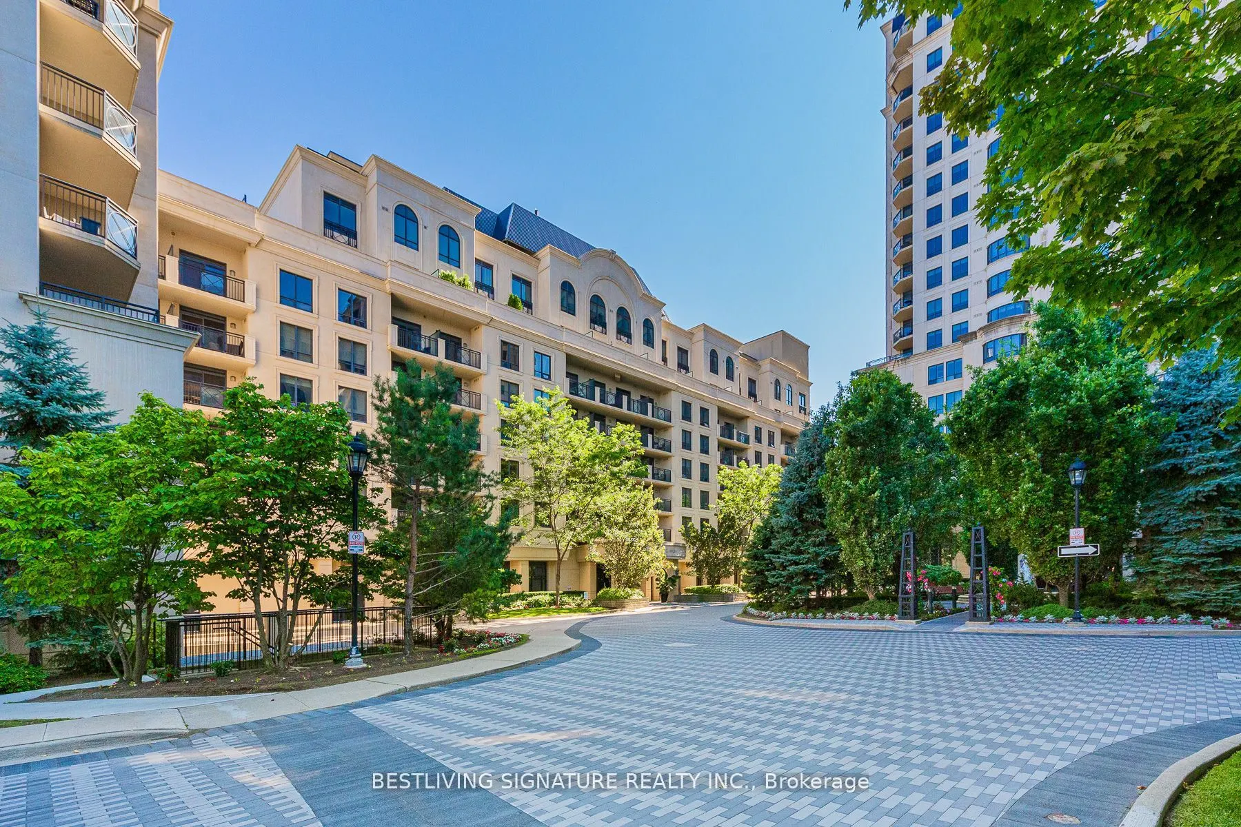 650 Sheppard Avenue E, #609