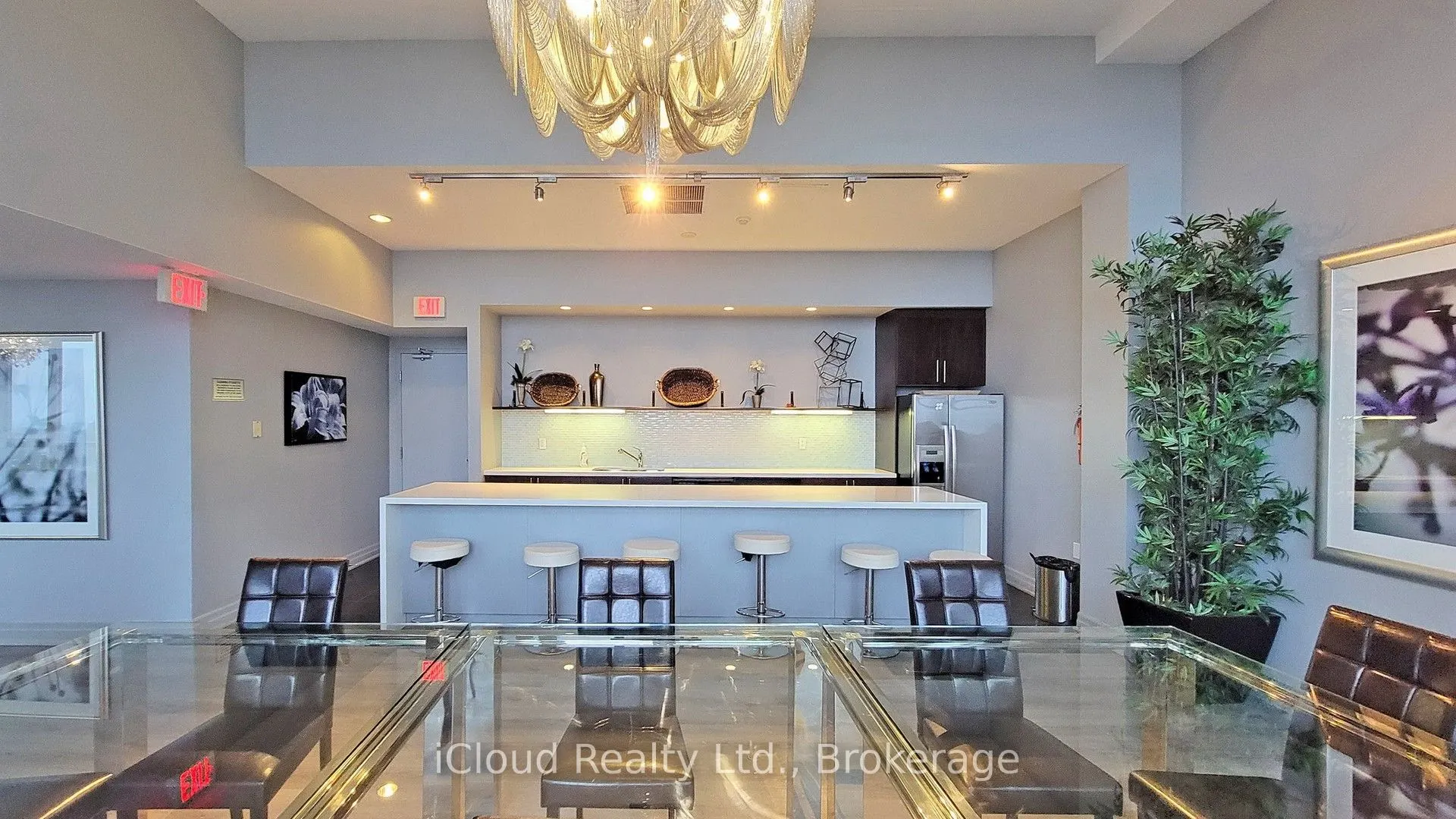 628 Fleet Street, #2707