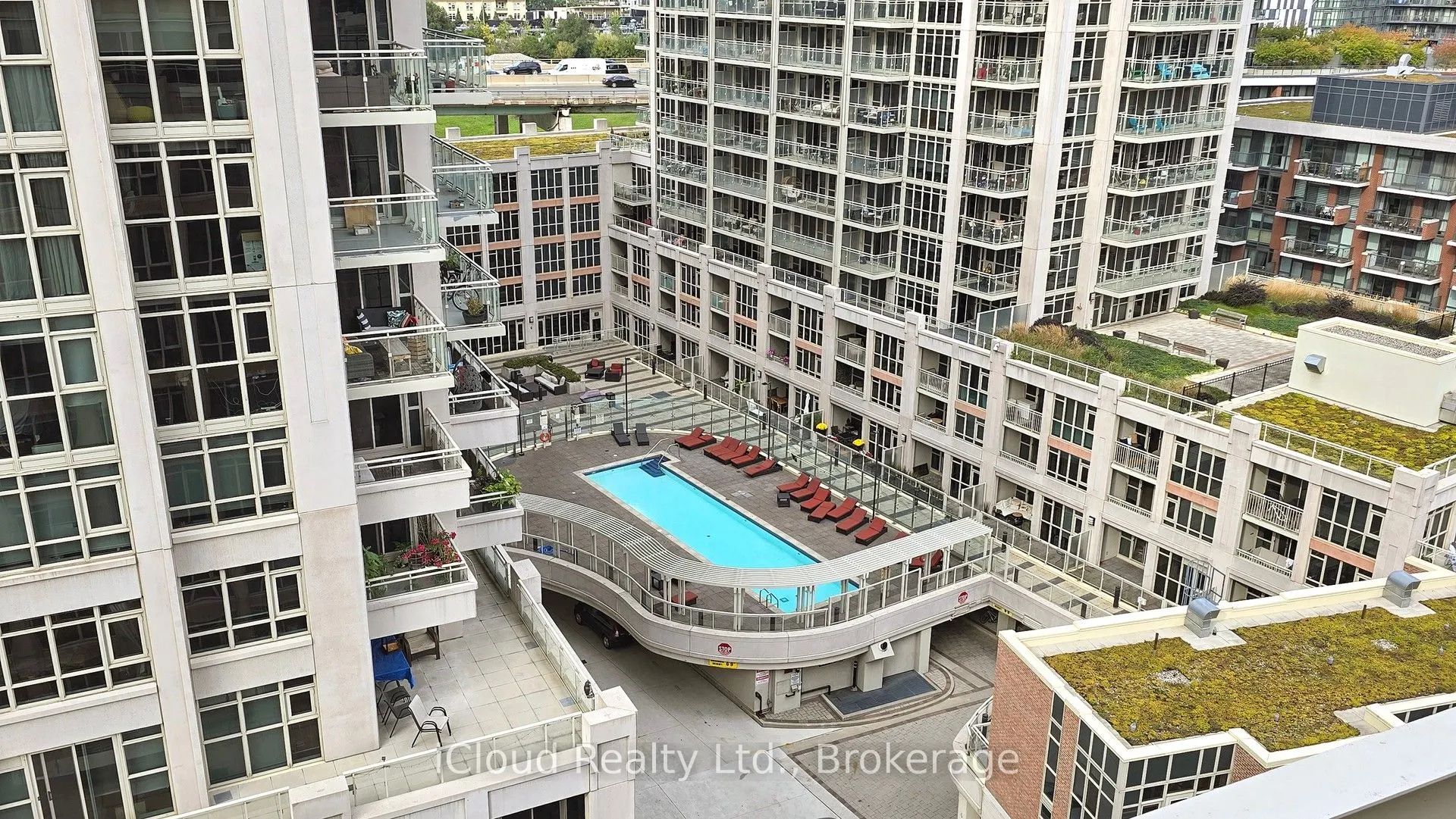 628 Fleet Street, #2707
