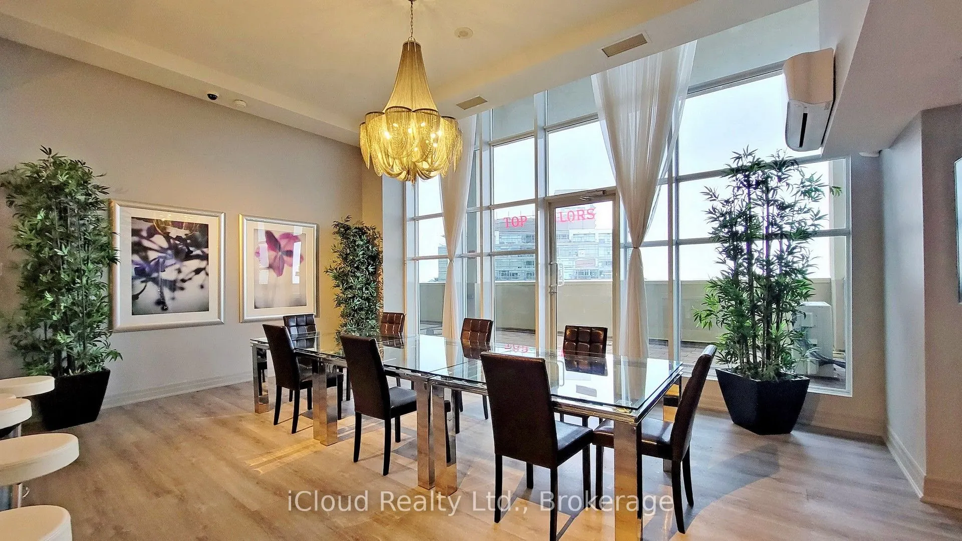 628 Fleet Street, #2707