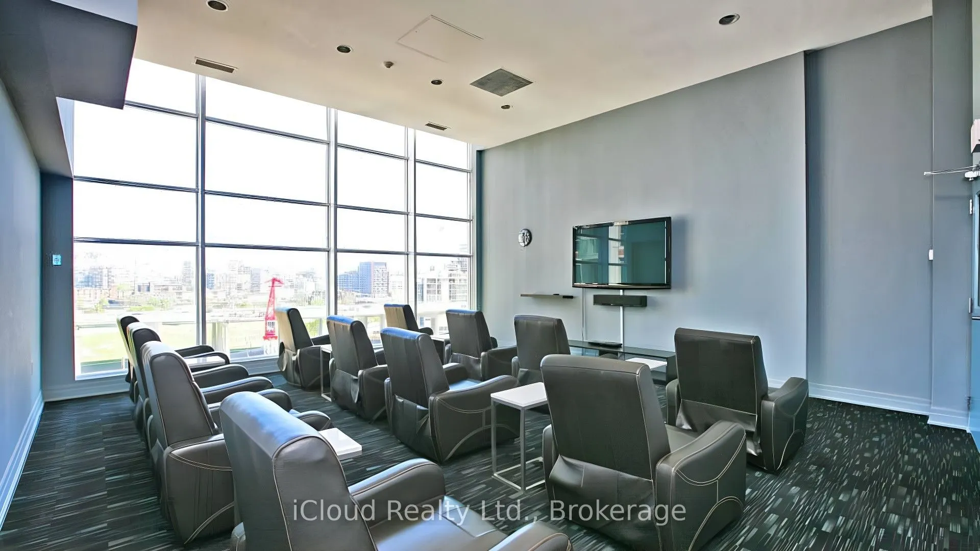 628 Fleet Street, #2707
