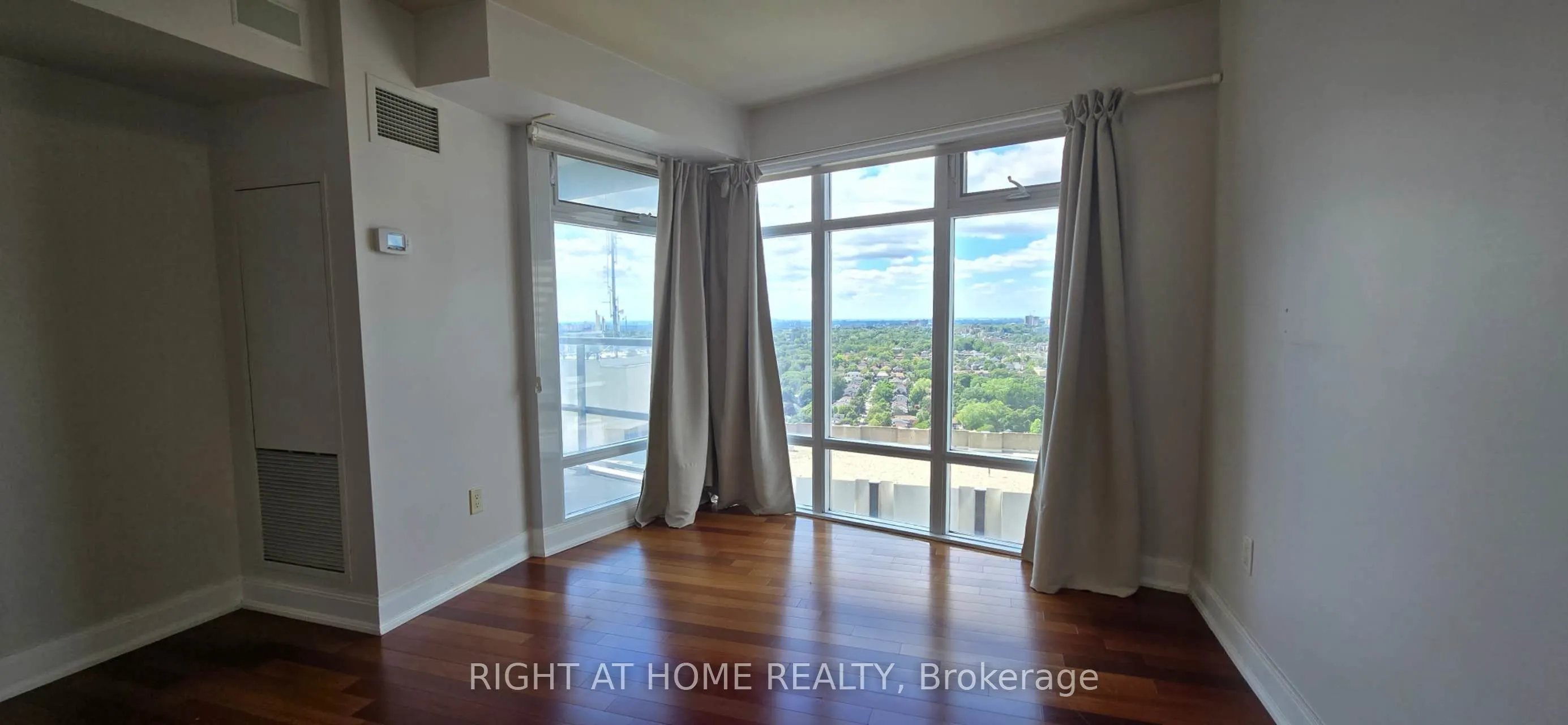2181 Yonge Street, #2805