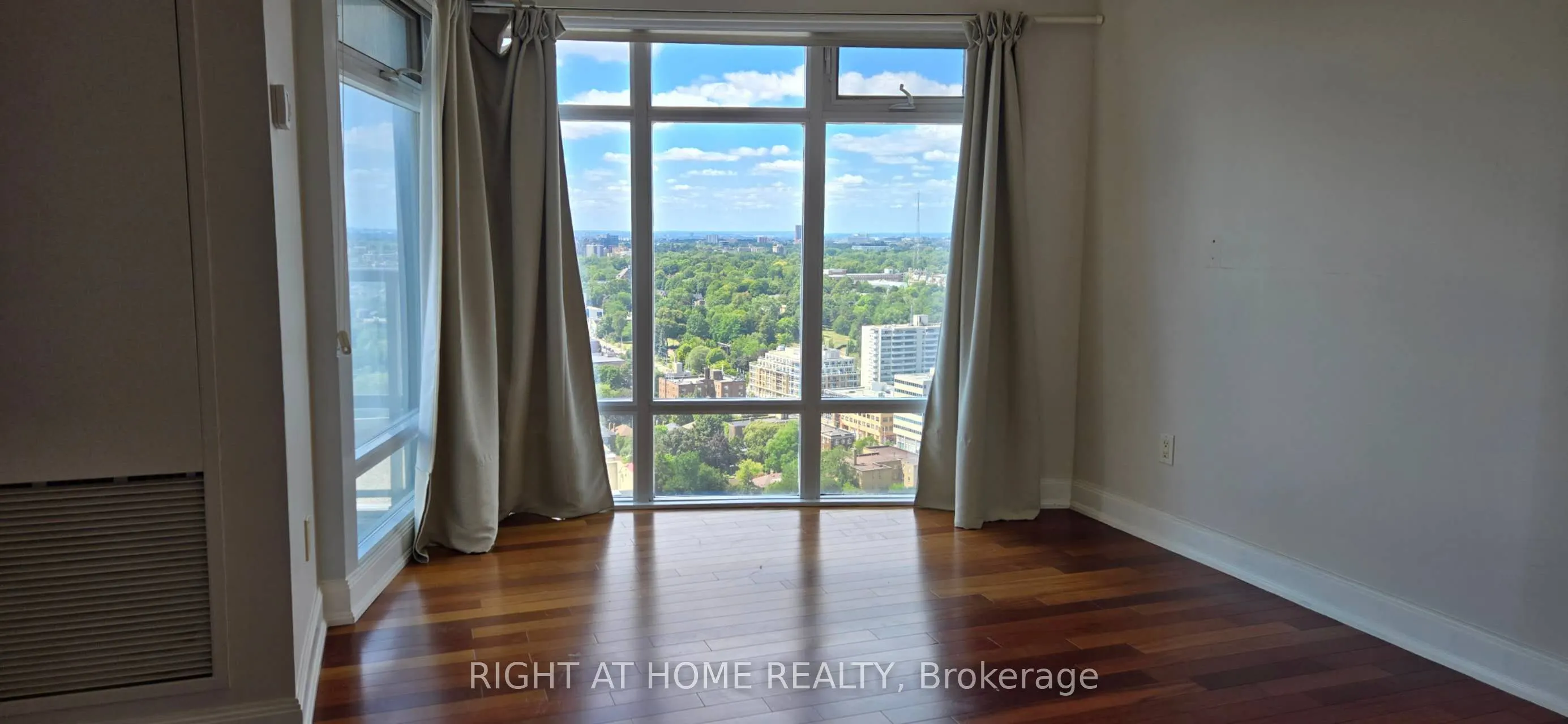 2181 Yonge Street, #2805