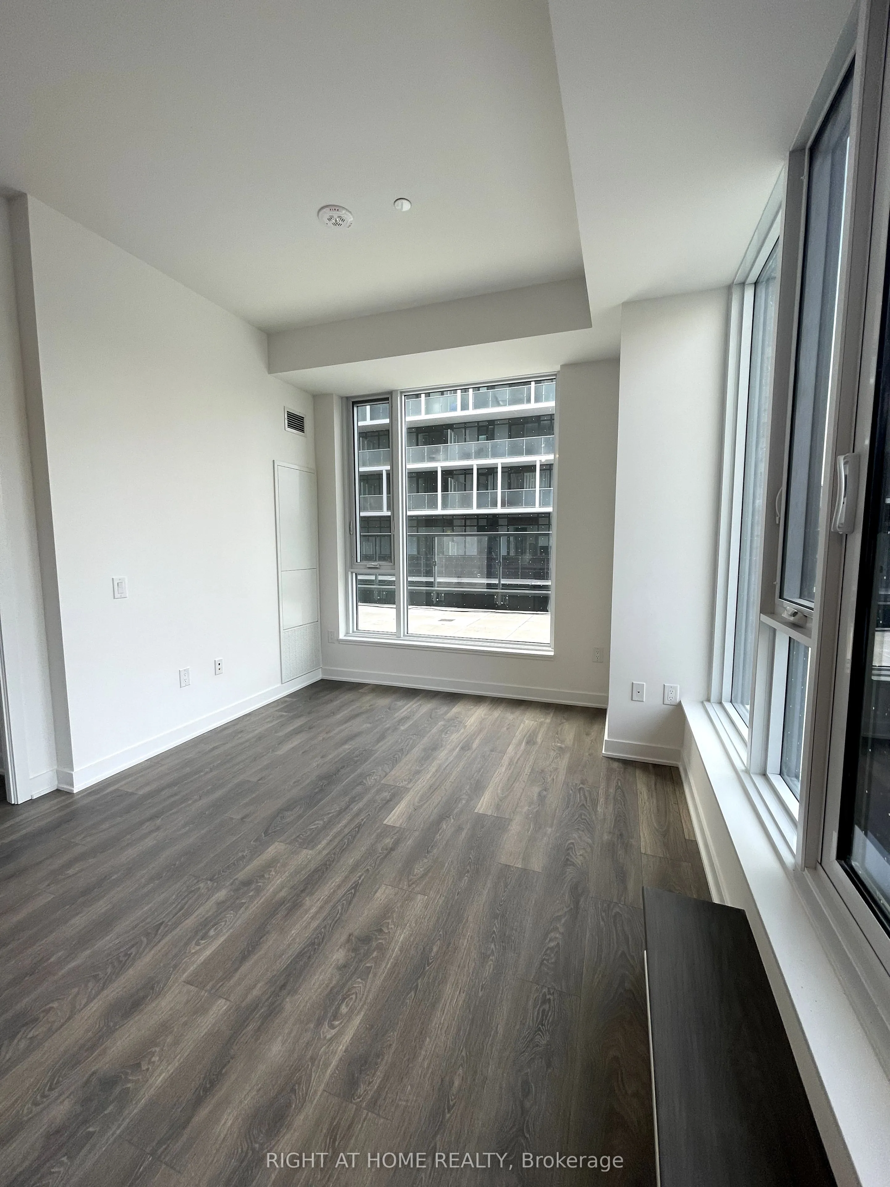 35 Tubman Avenue, #415W