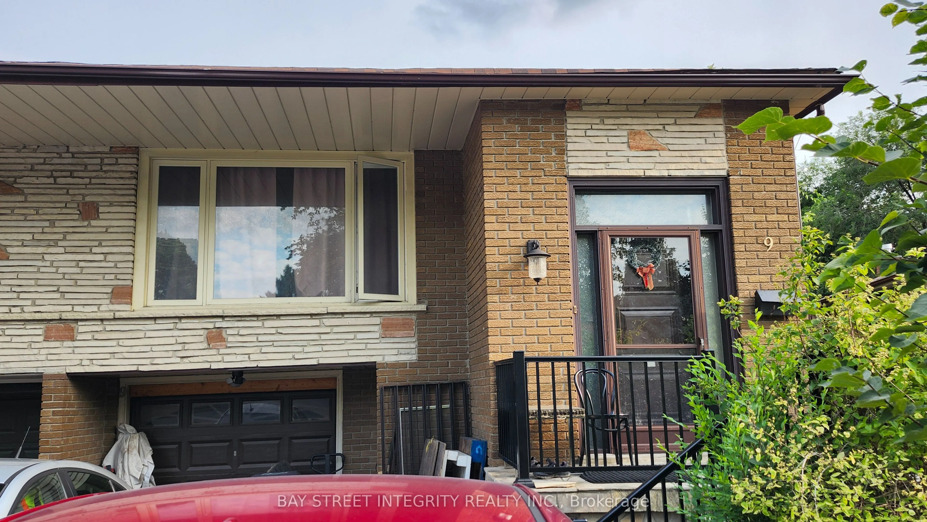 9 Mentor Boulevard