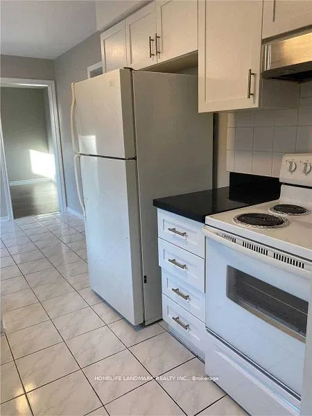 120 Micmac Crescent, #Upper