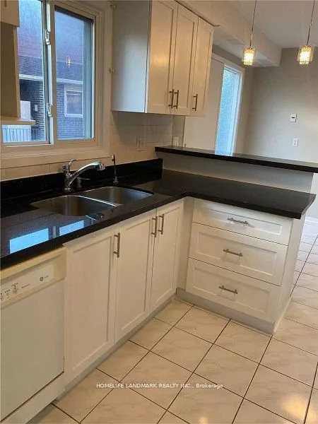 120 Micmac Crescent, #Upper