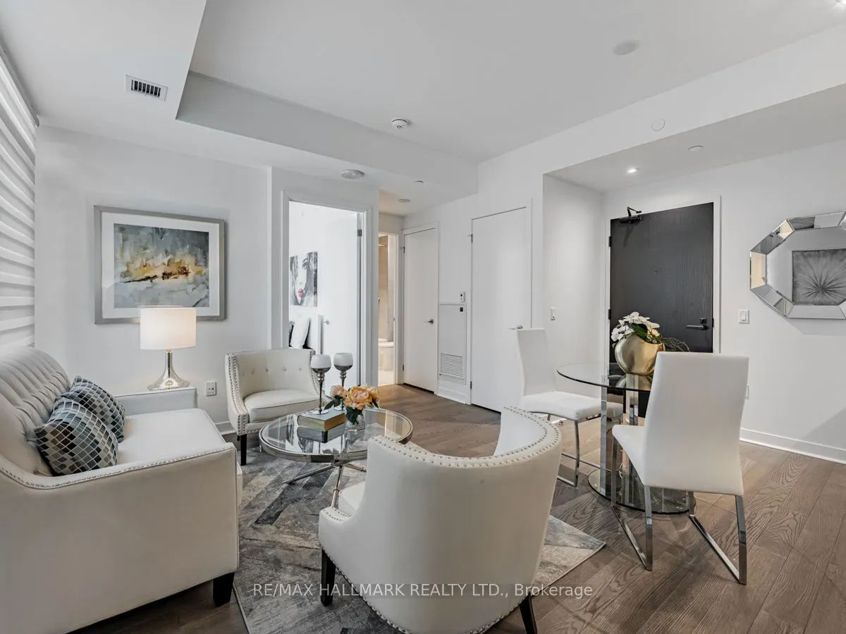 501 Adelaide Street W, #10