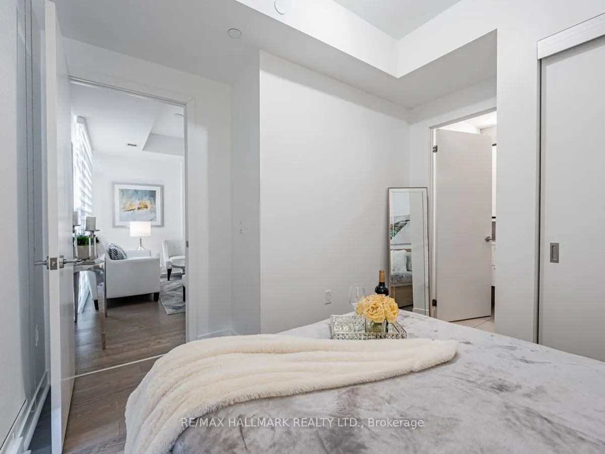 501 Adelaide Street W, #10