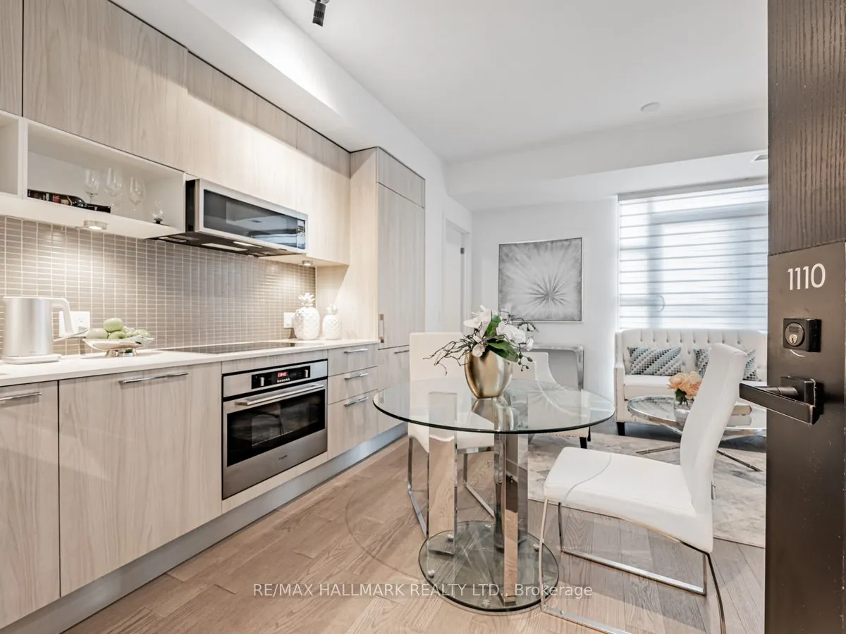 501 Adelaide Street W, #10