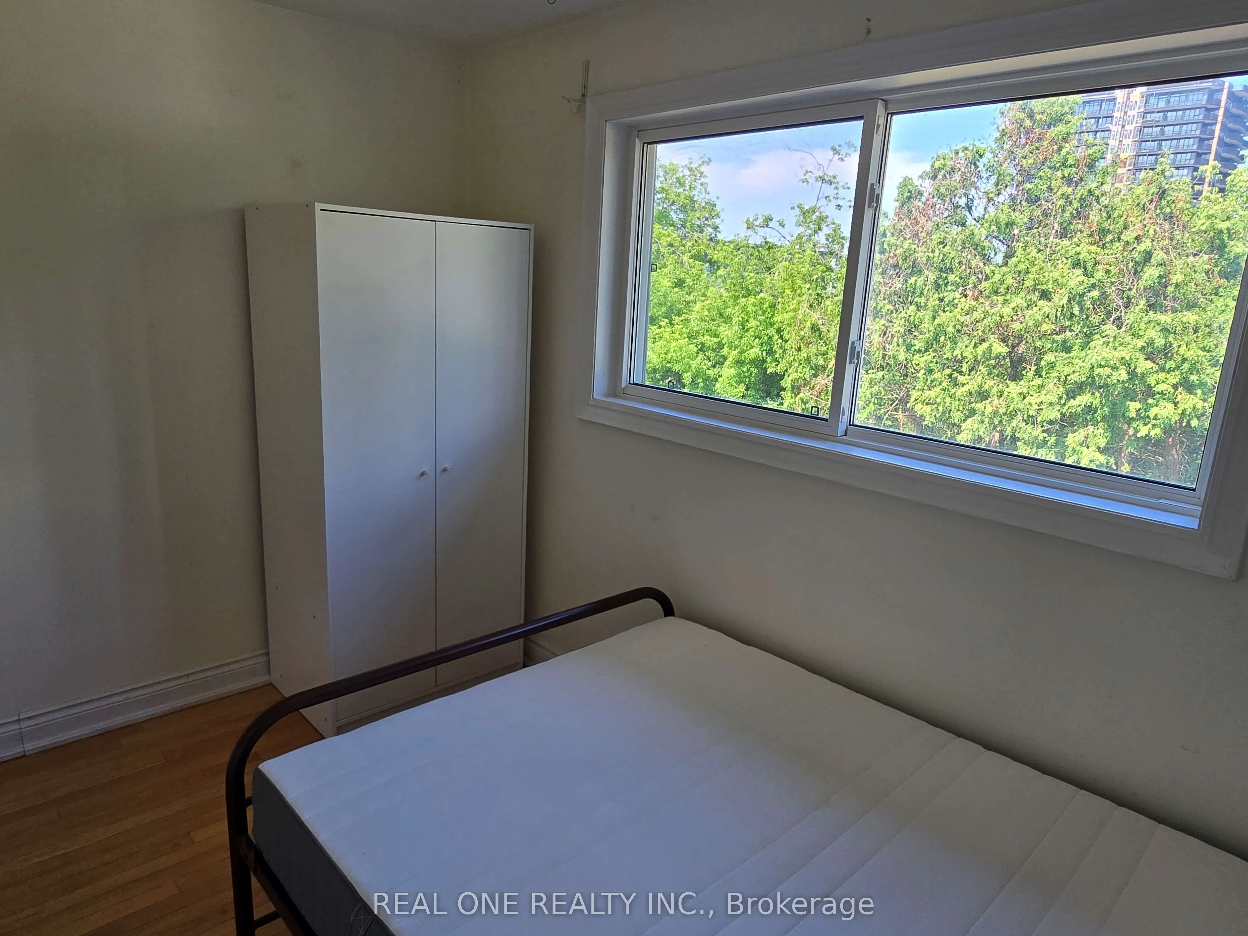 37 Bessarion Road