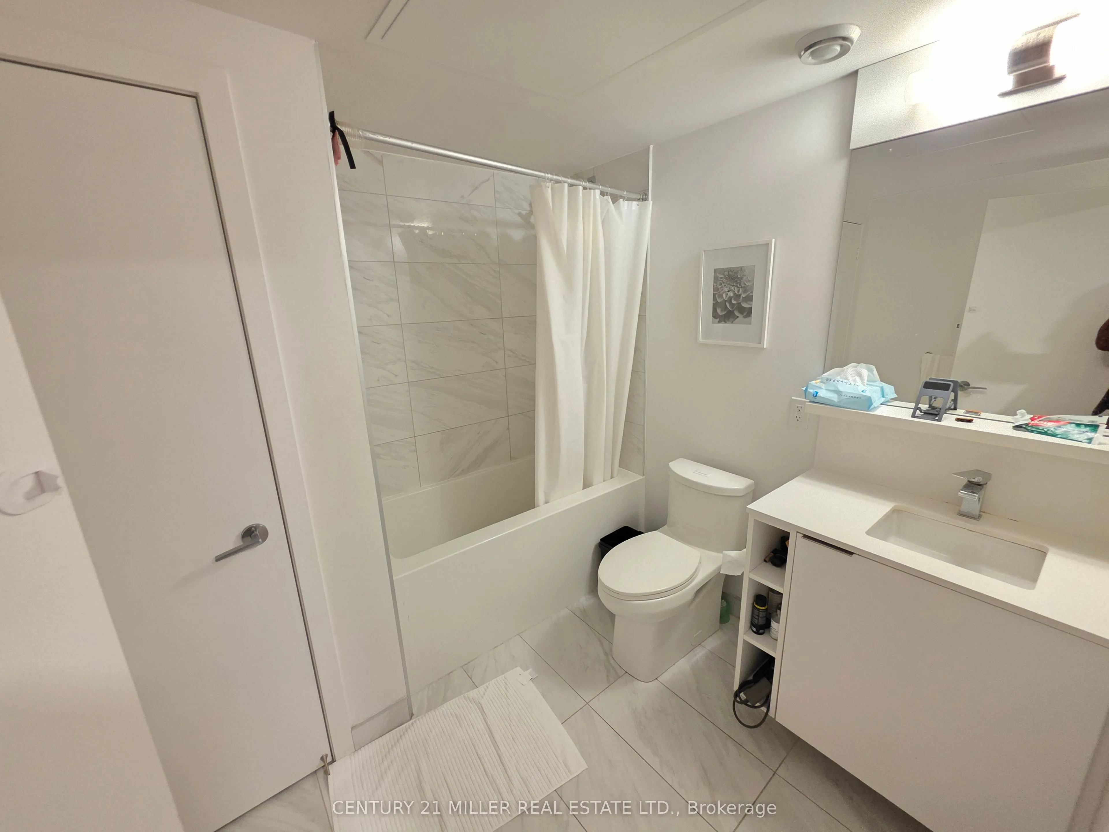 85 Wood Street, #1005