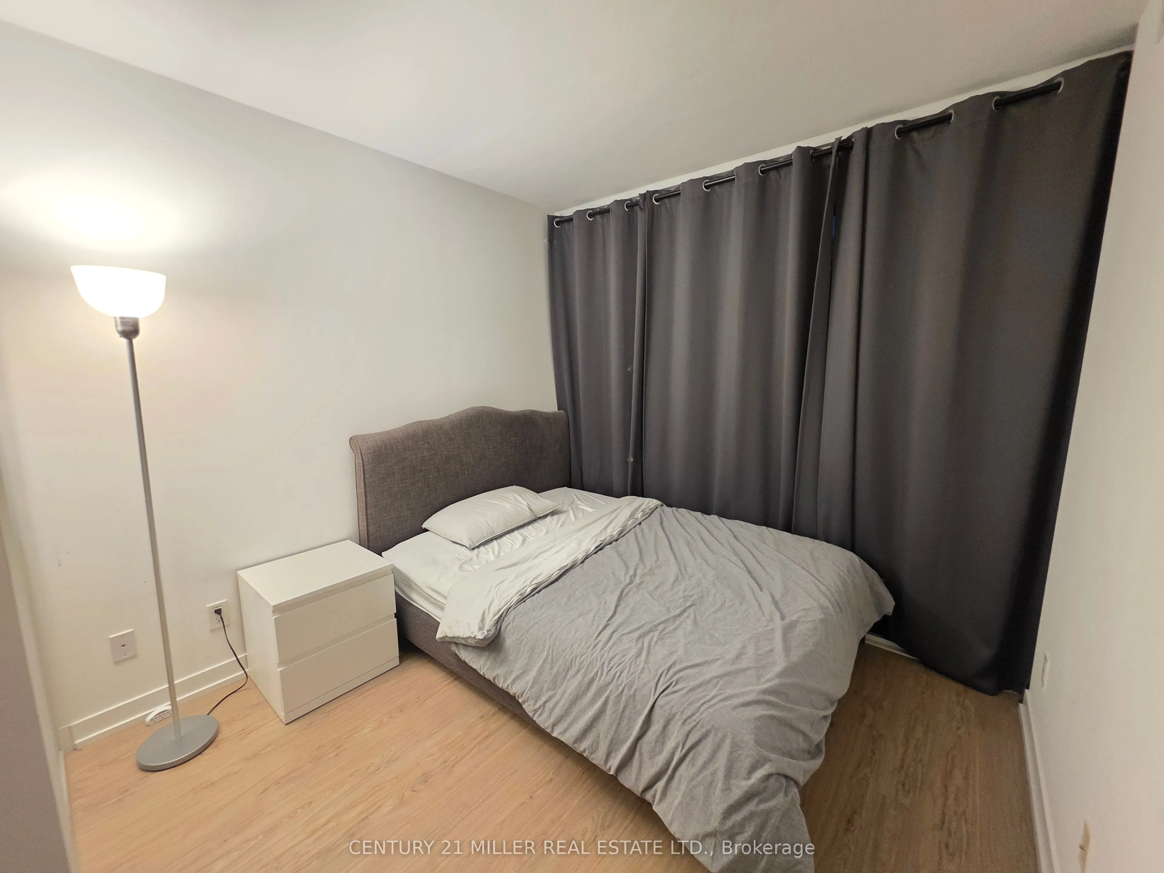 85 Wood Street, #1005