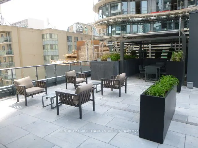 85 Wood Street, #1005