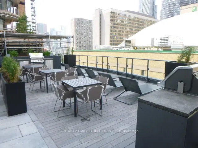 85 Wood Street, #1005