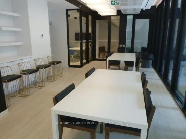 85 Wood Street, #1005