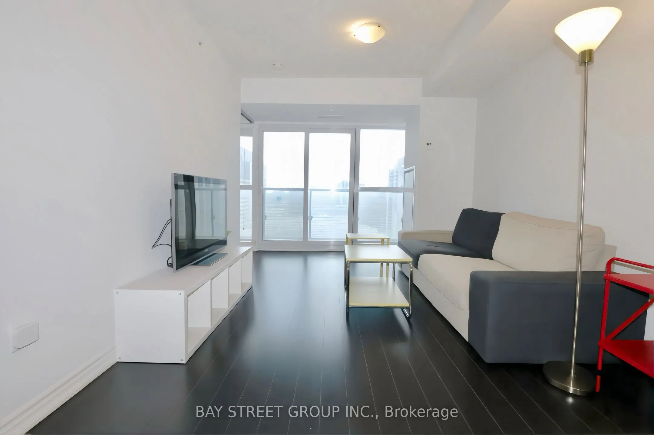 386 Yonge Street, #2213
