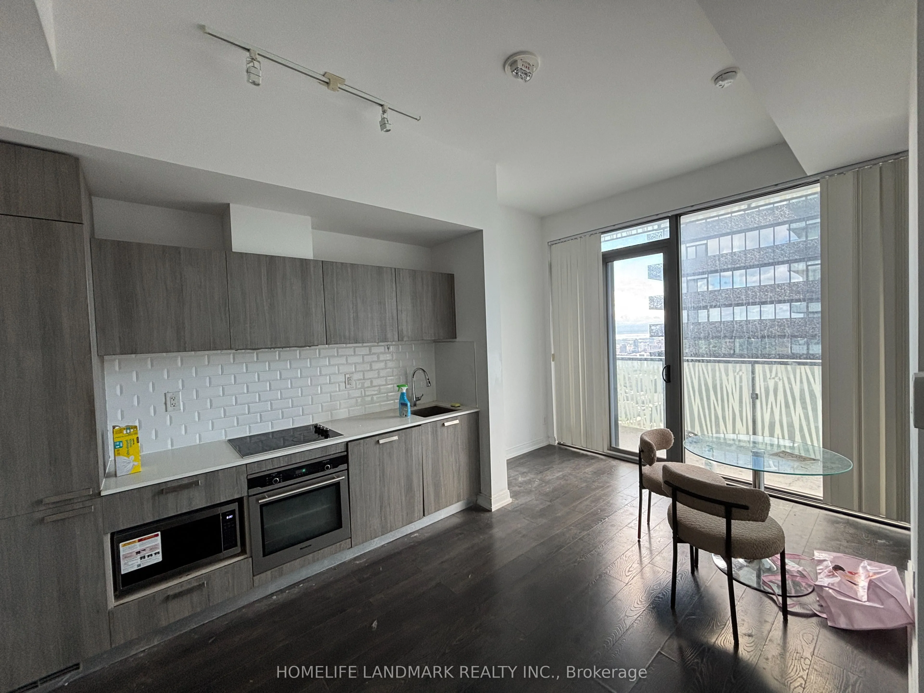 50 Charles Street E, #4604