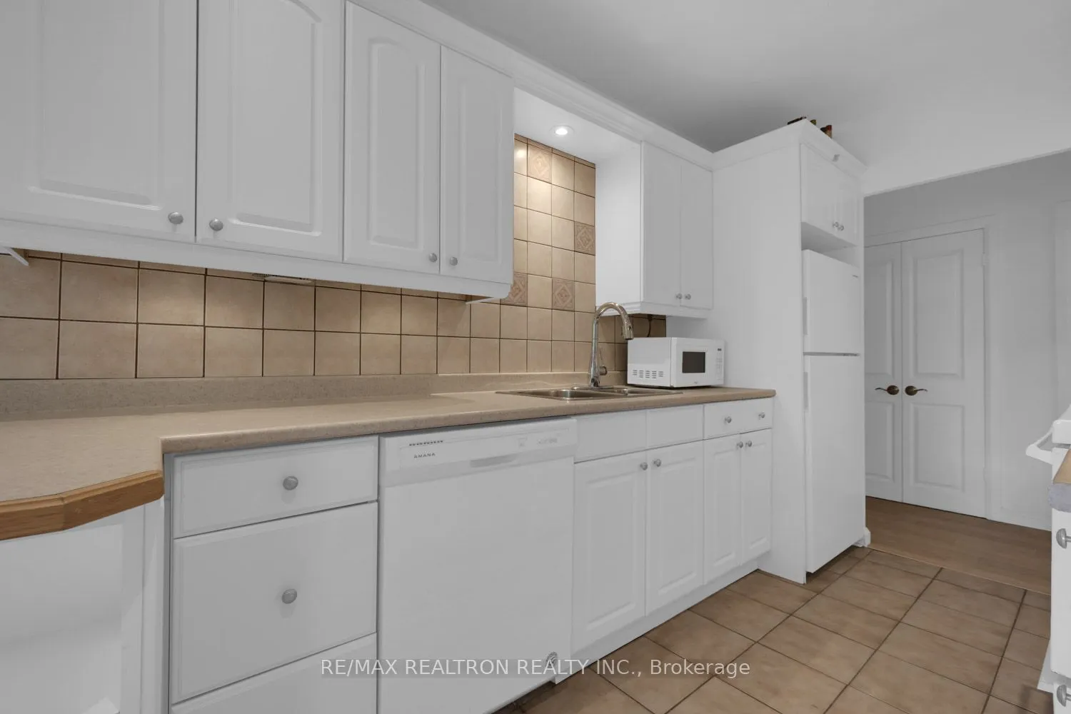 1901 Bayview Avenue, #109