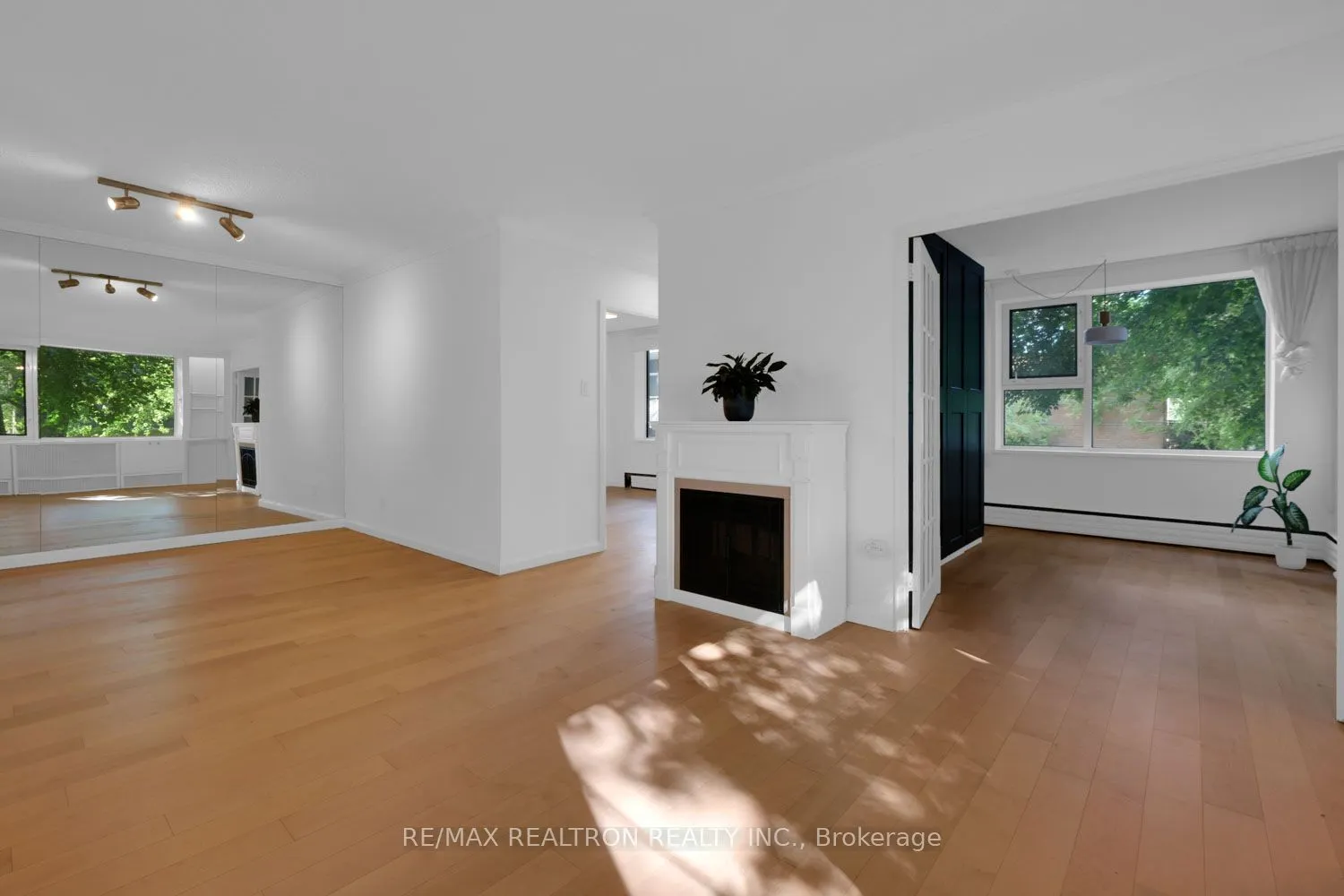 1901 Bayview Avenue, #109