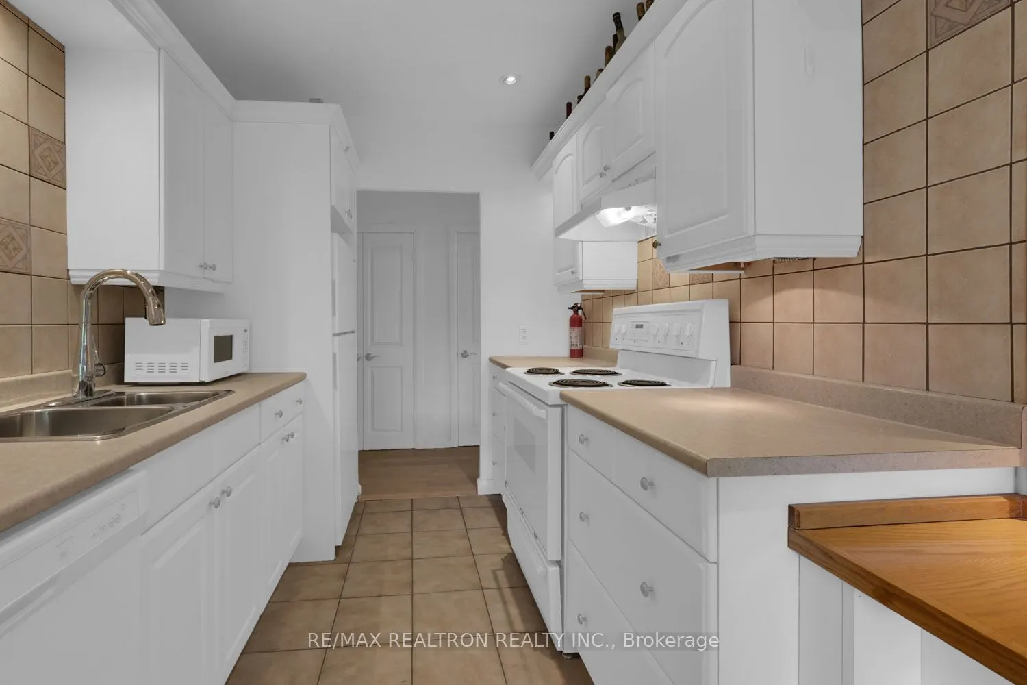 1901 Bayview Avenue, #109