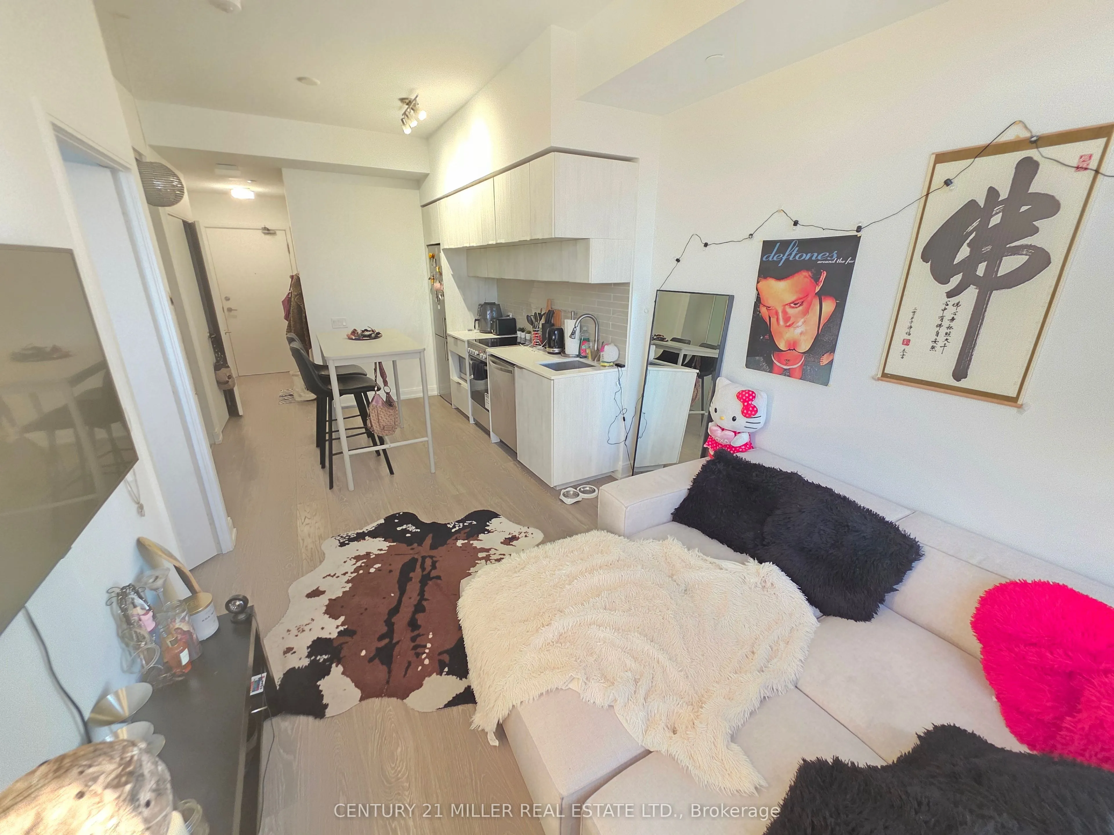 181 Dundas Street E, #3001